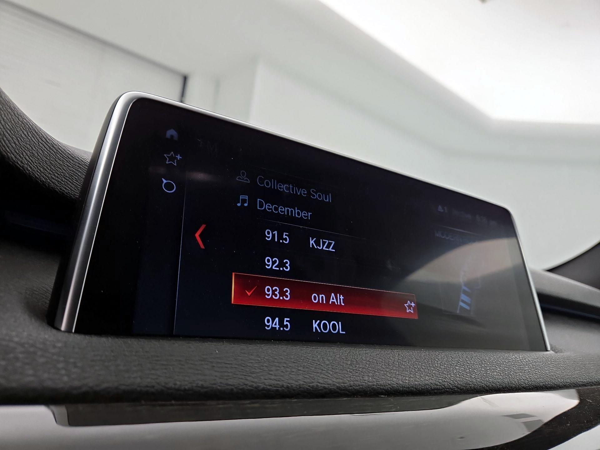 Thumbnail: 2018 BMW X5 - 16