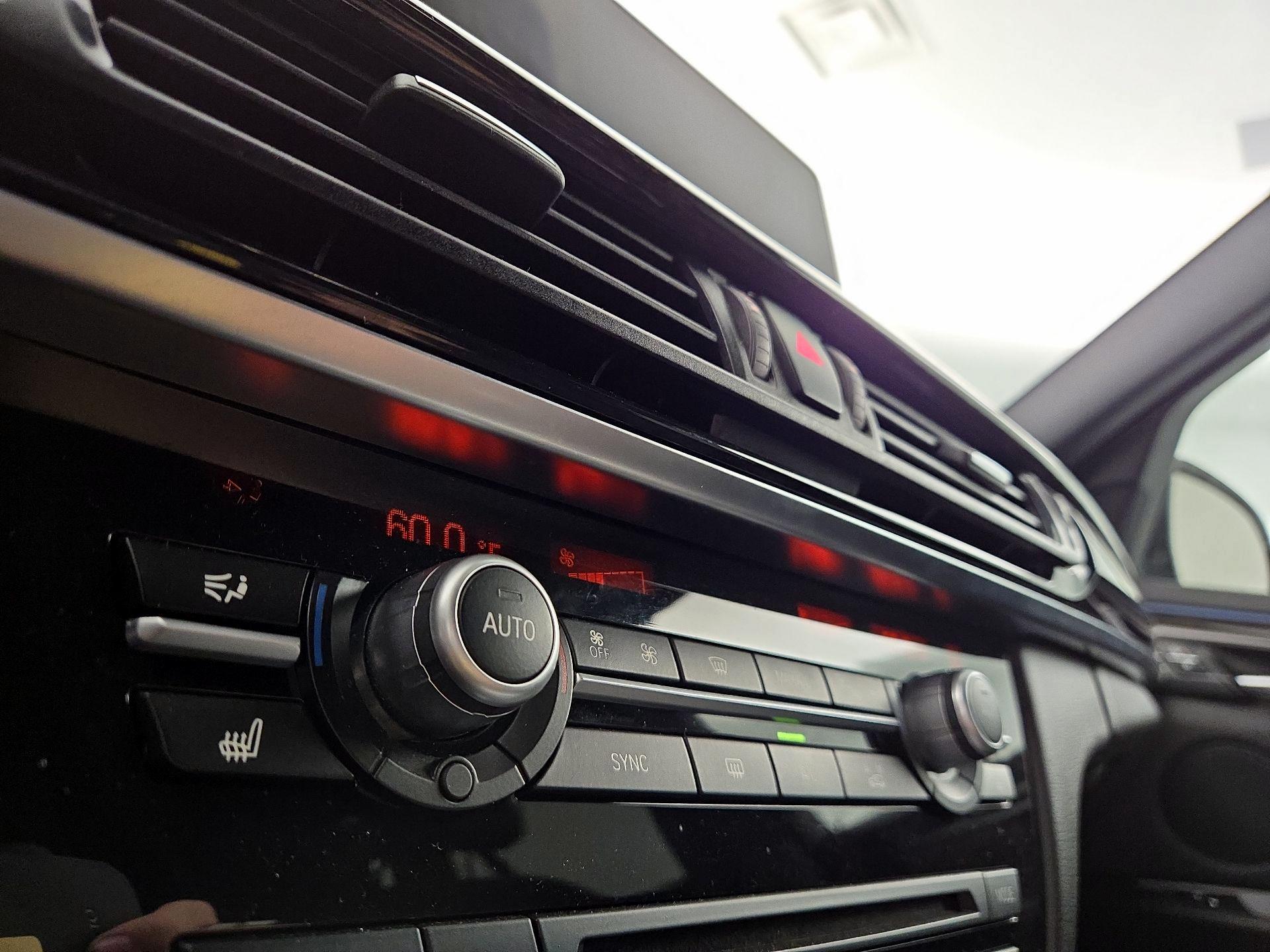 Thumbnail: 2018 BMW X5 - 17