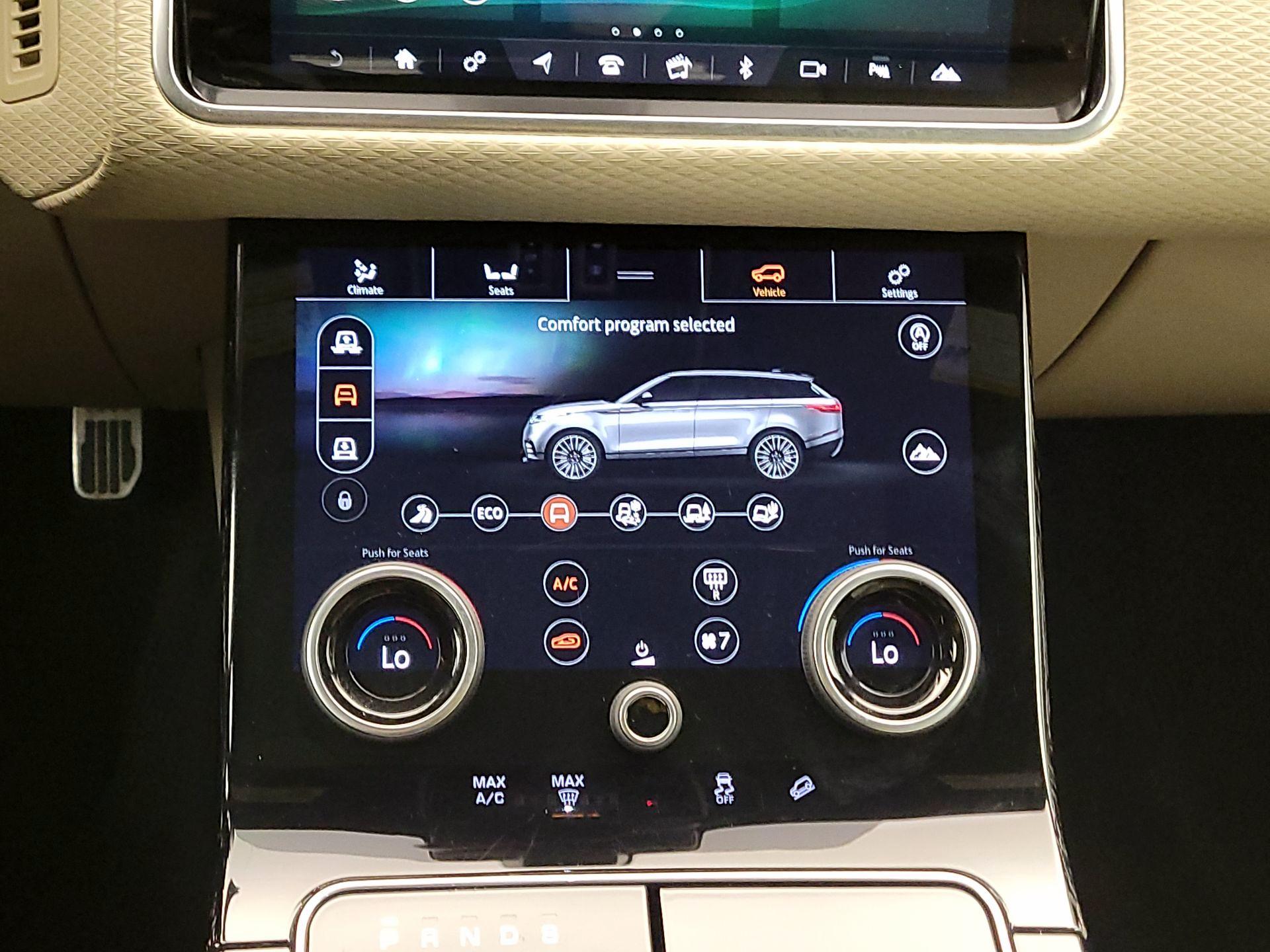 Thumbnail: 2020 Land Rover Range Rover Velar - 17