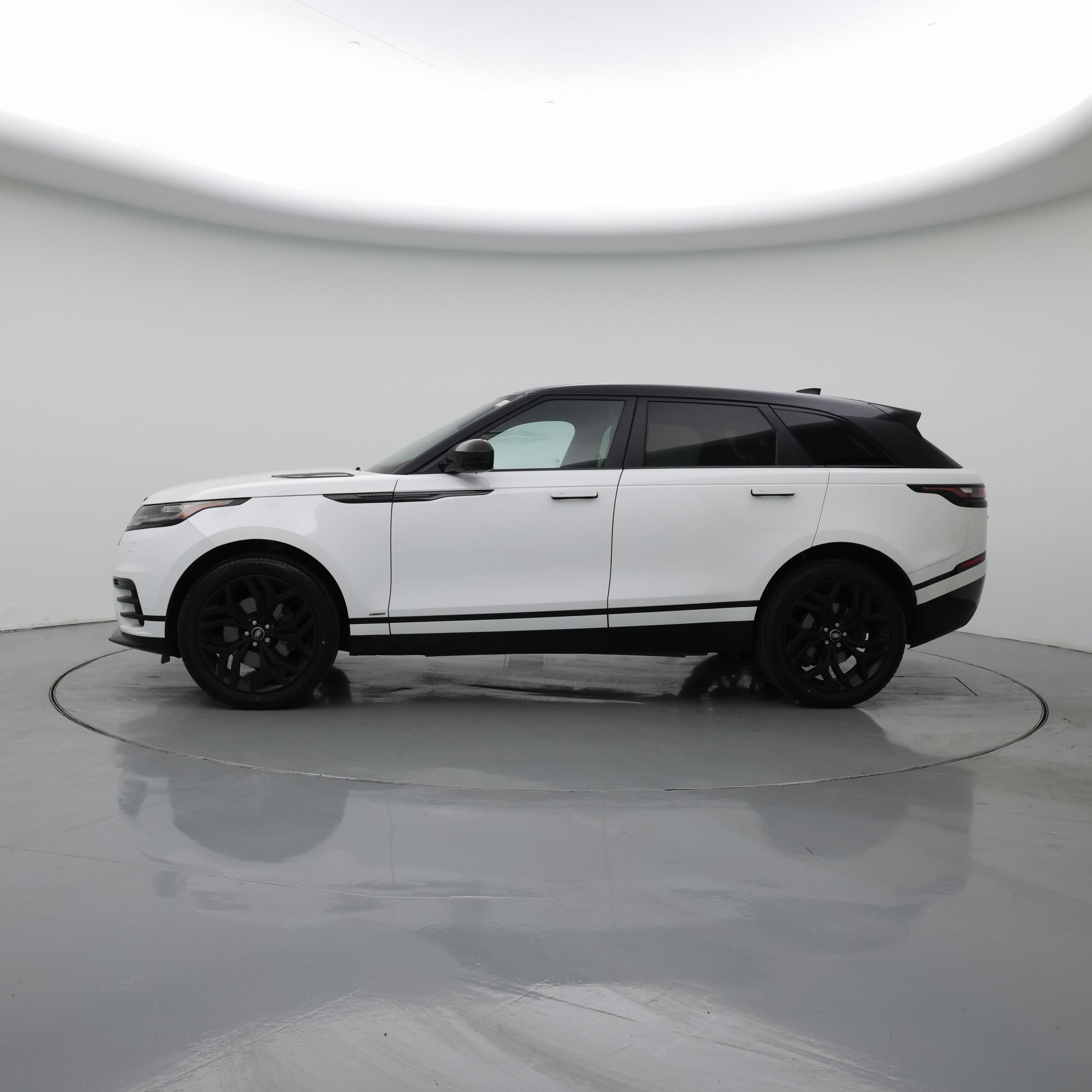 Thumbnail: 2020 Land Rover Range Rover Velar - 3