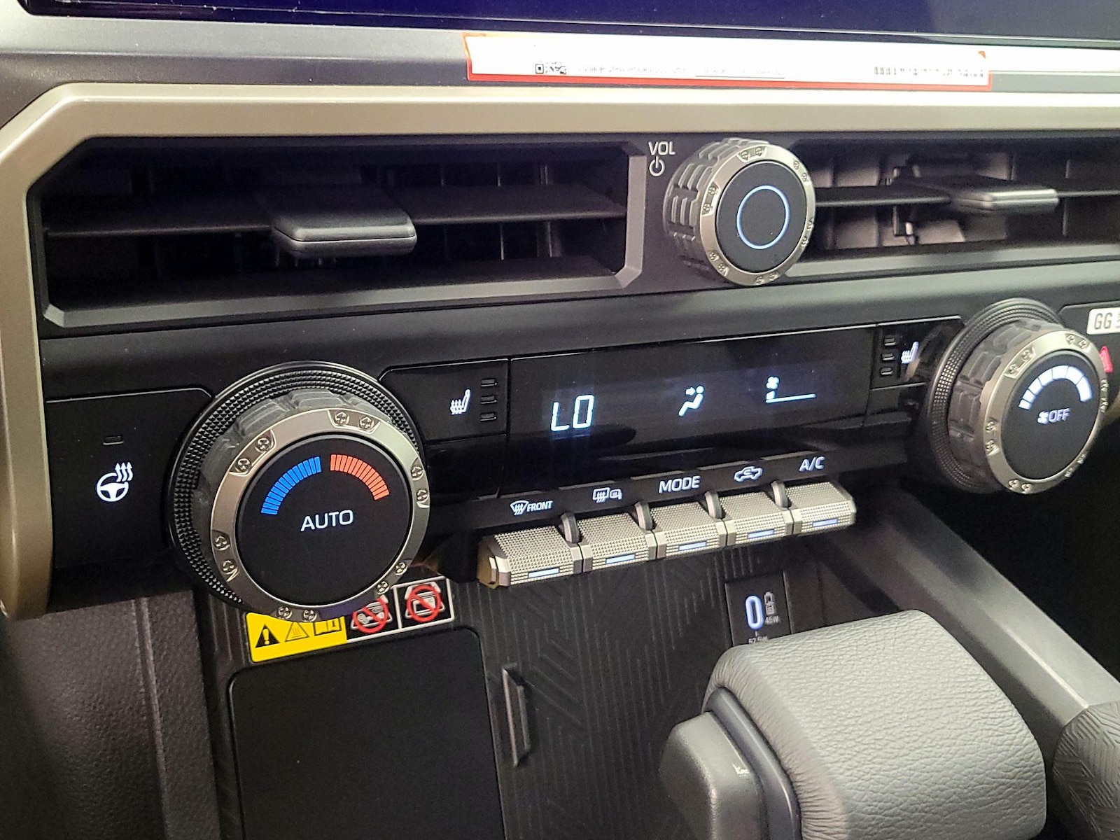 2026 Toyota Tacoma TRD Sport - Photo 17