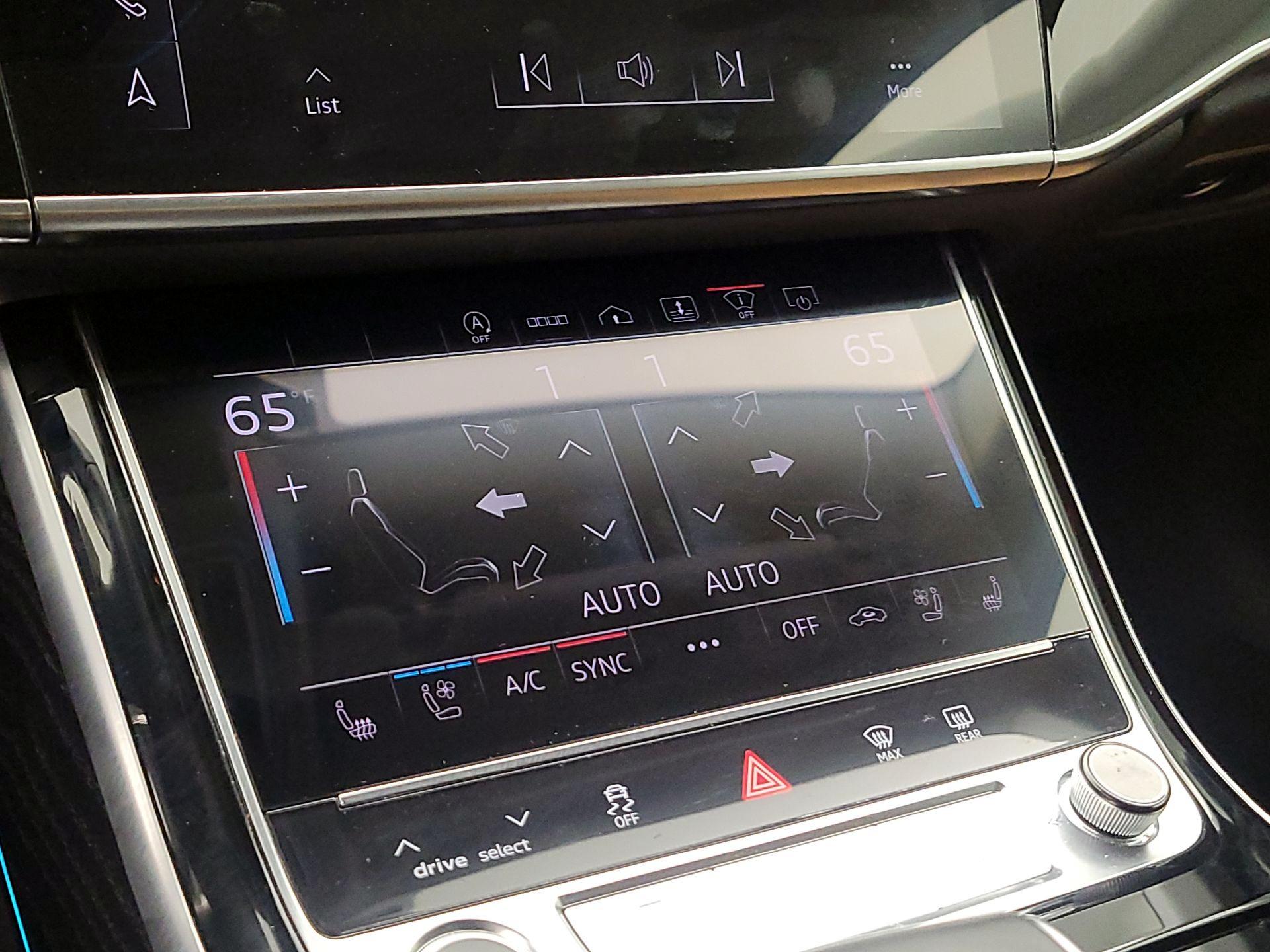 Thumbnail: 2021 Audi A8 - 17