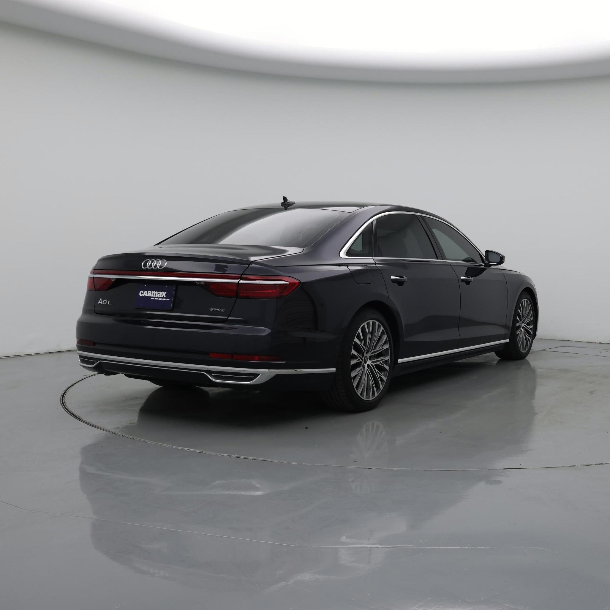 Thumbnail: 2021 Audi A8 - 8