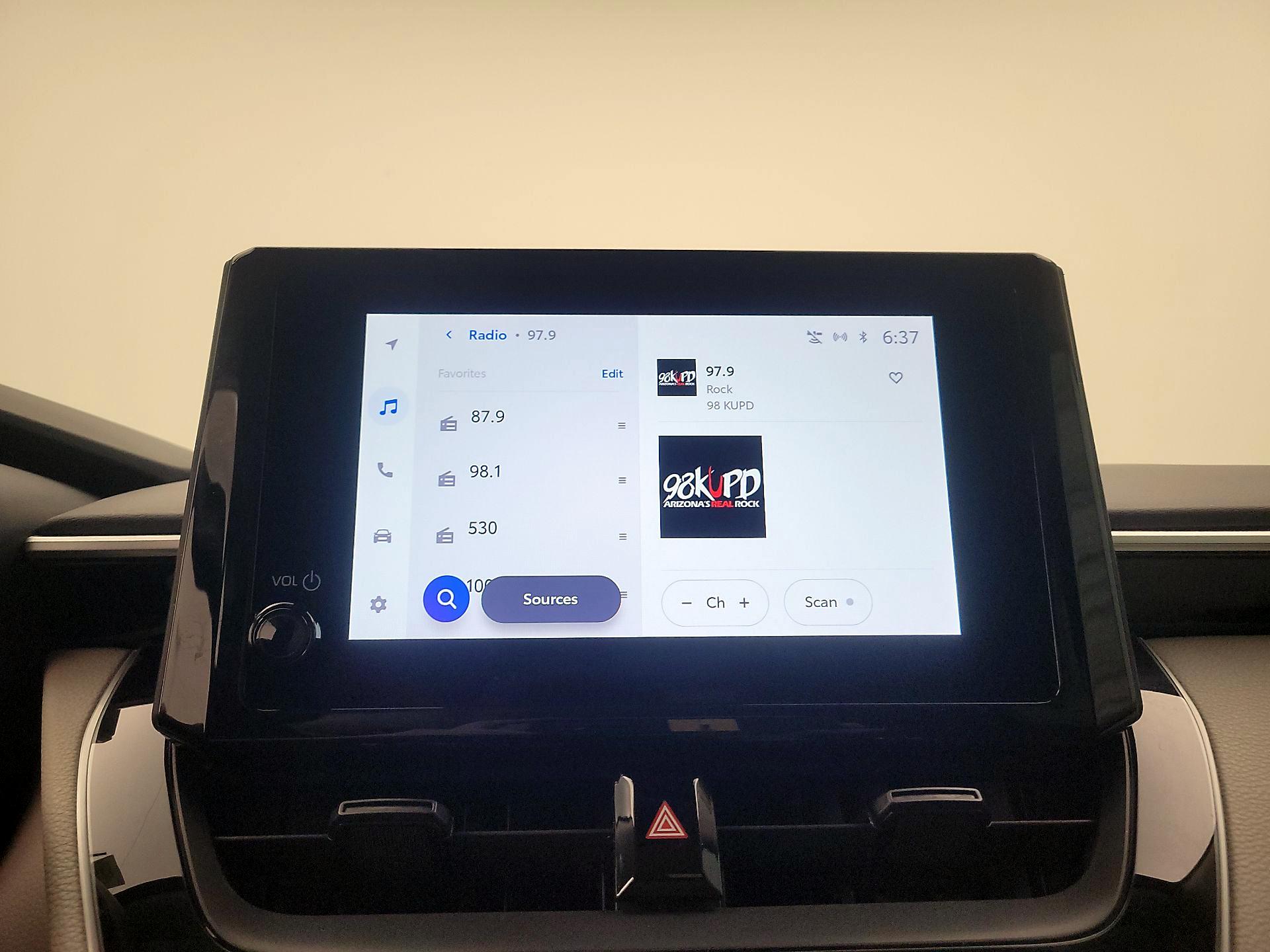 Thumbnail: 2024 Toyota Corolla - 15