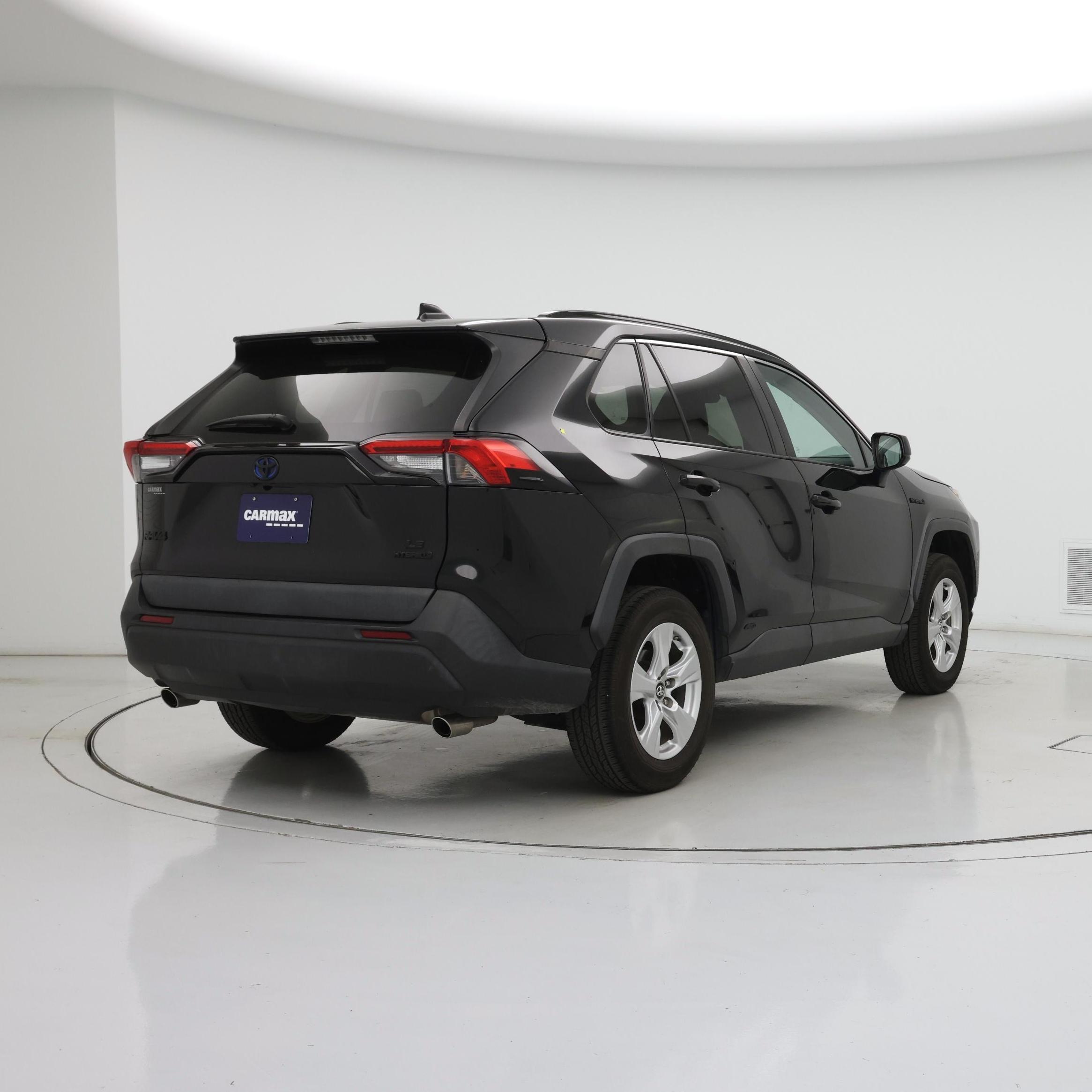 Thumbnail: 2020 Toyota RAV4 - 8
