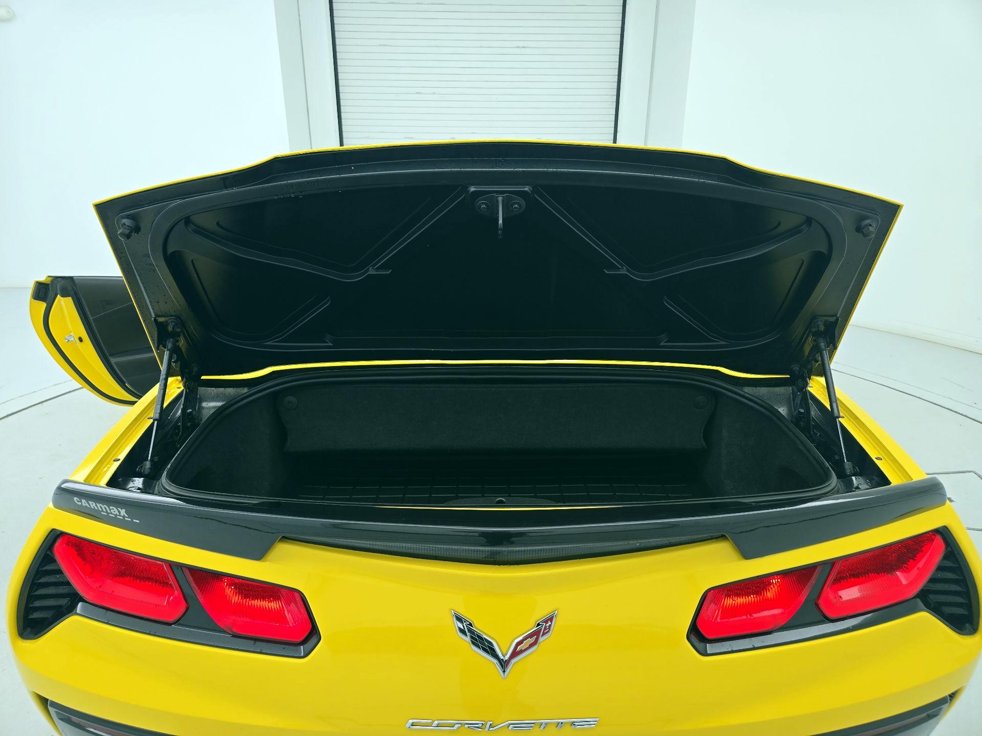 Thumbnail: 2017 Chevrolet Corvette - 20