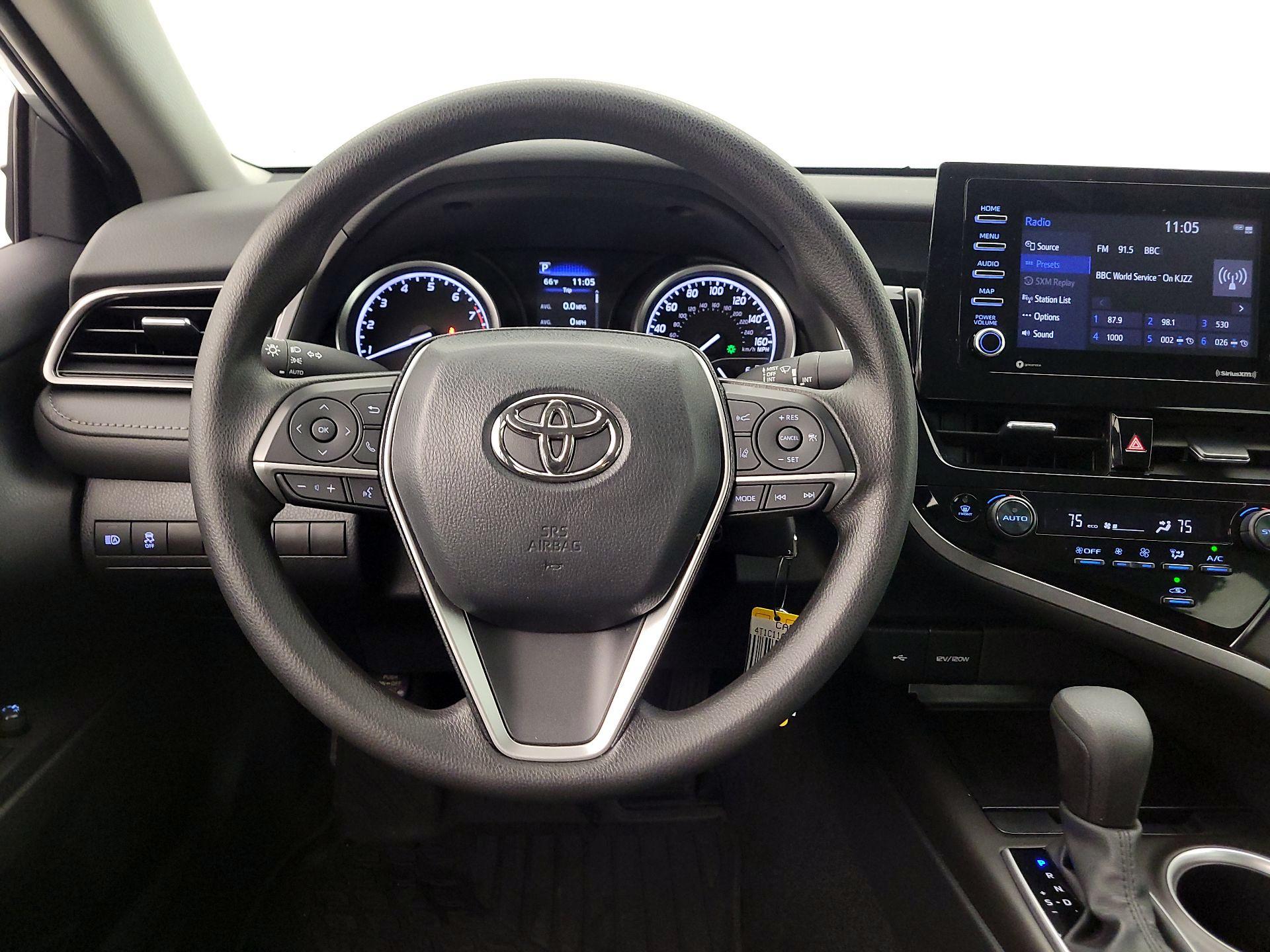 Thumbnail: 2024 Toyota Camry - 10