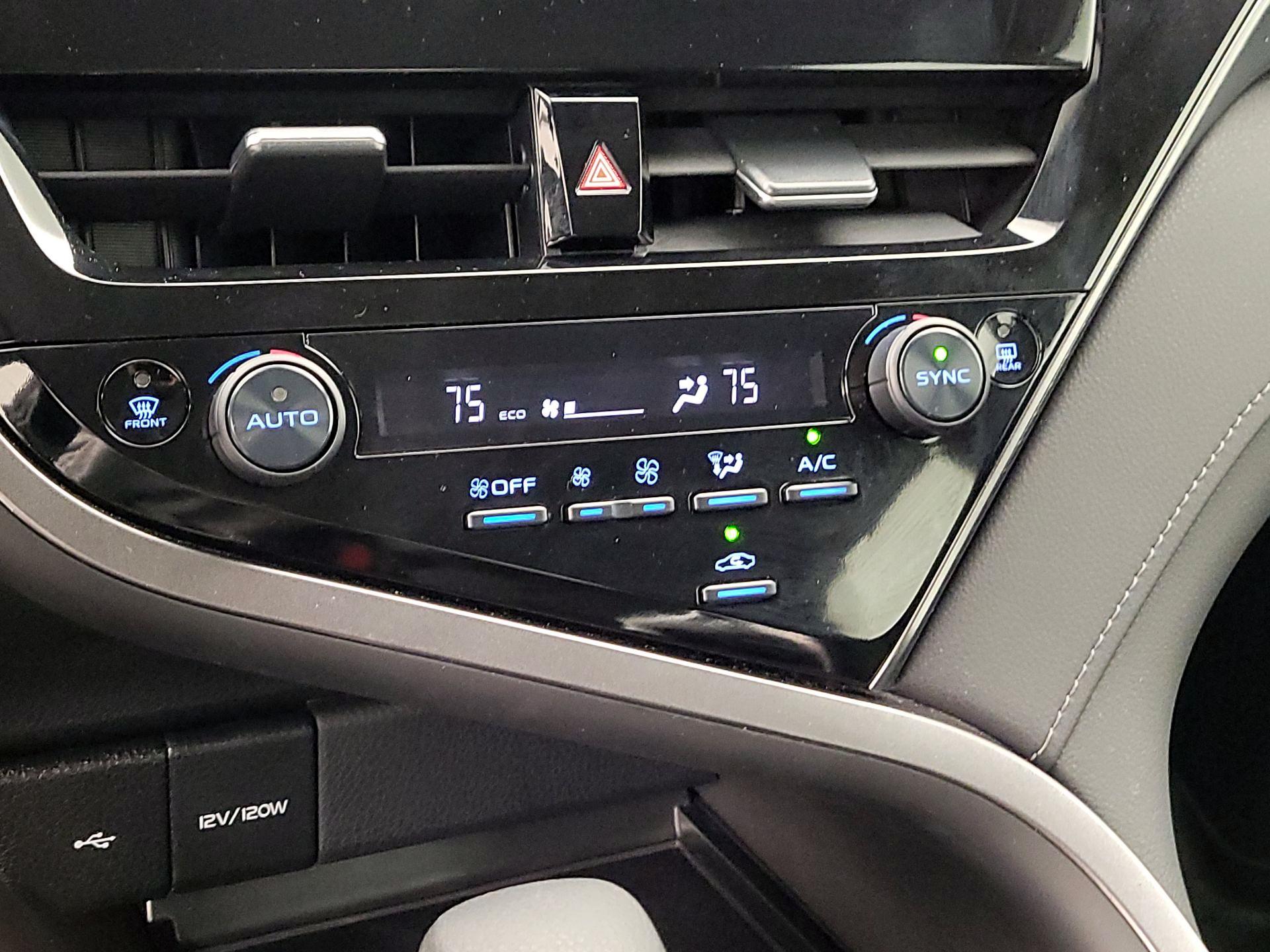 Thumbnail: 2024 Toyota Camry - 16