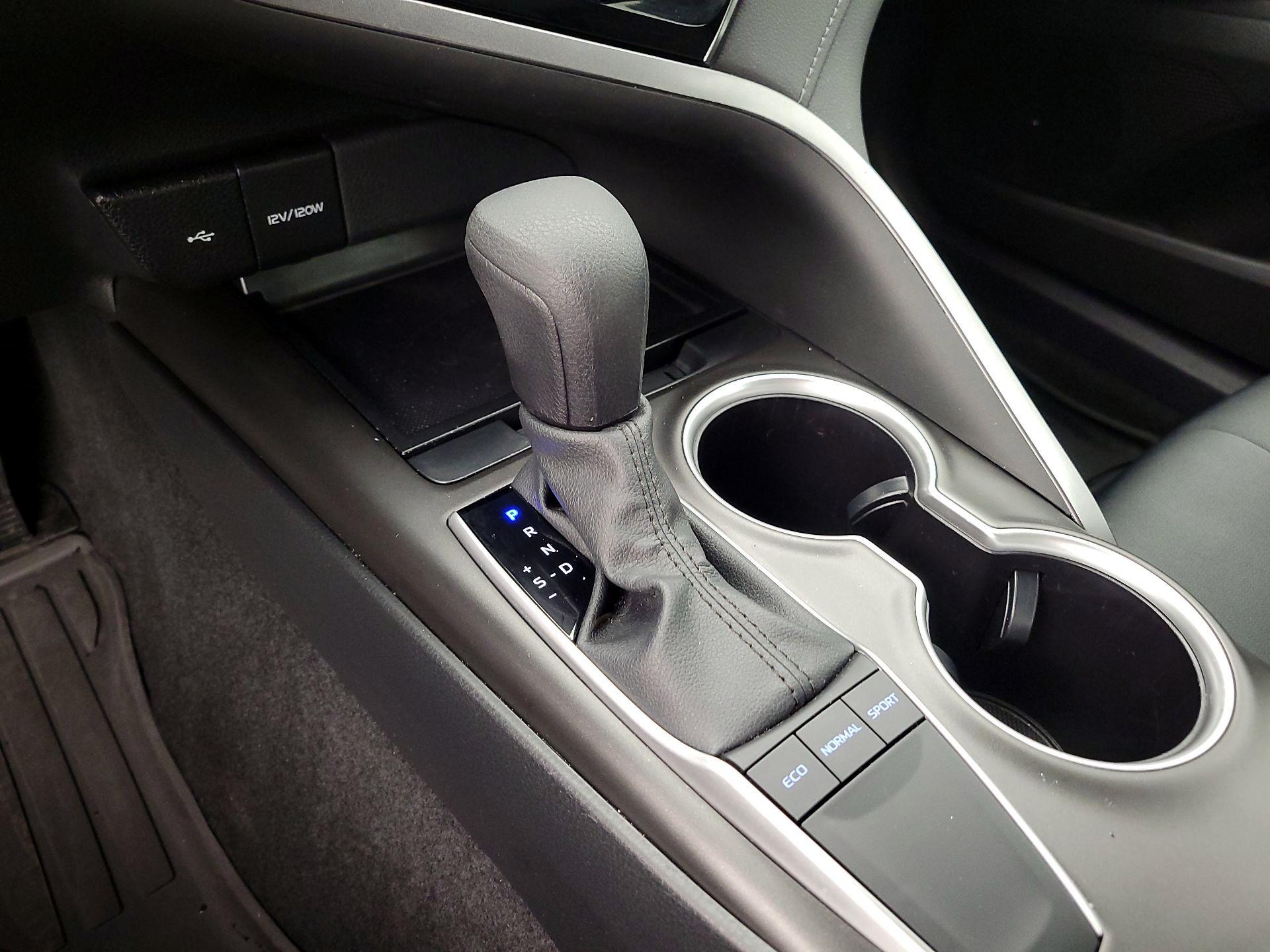 Thumbnail: 2024 Toyota Camry - 17