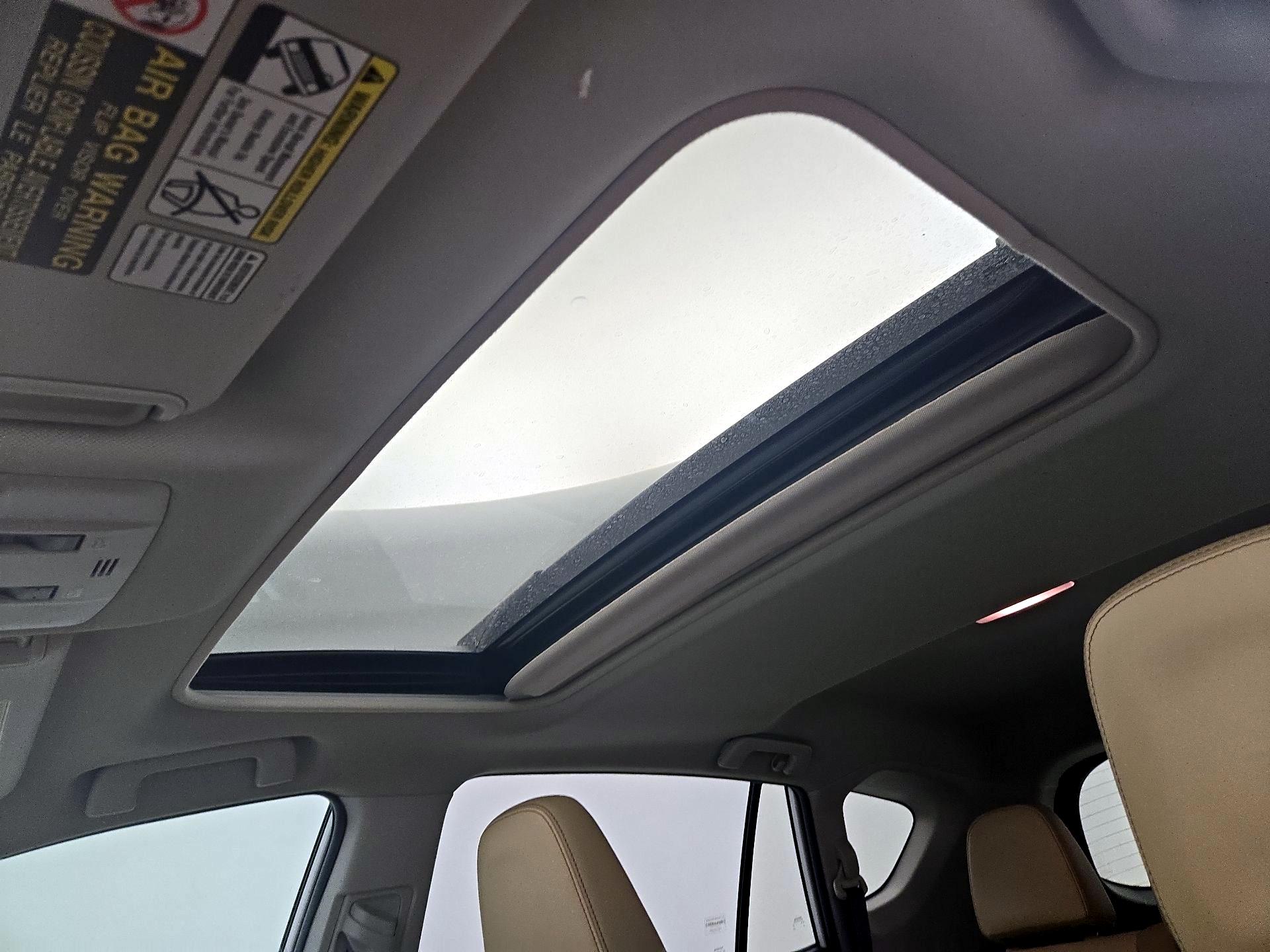 Thumbnail: 2014 Toyota RAV4 - 20