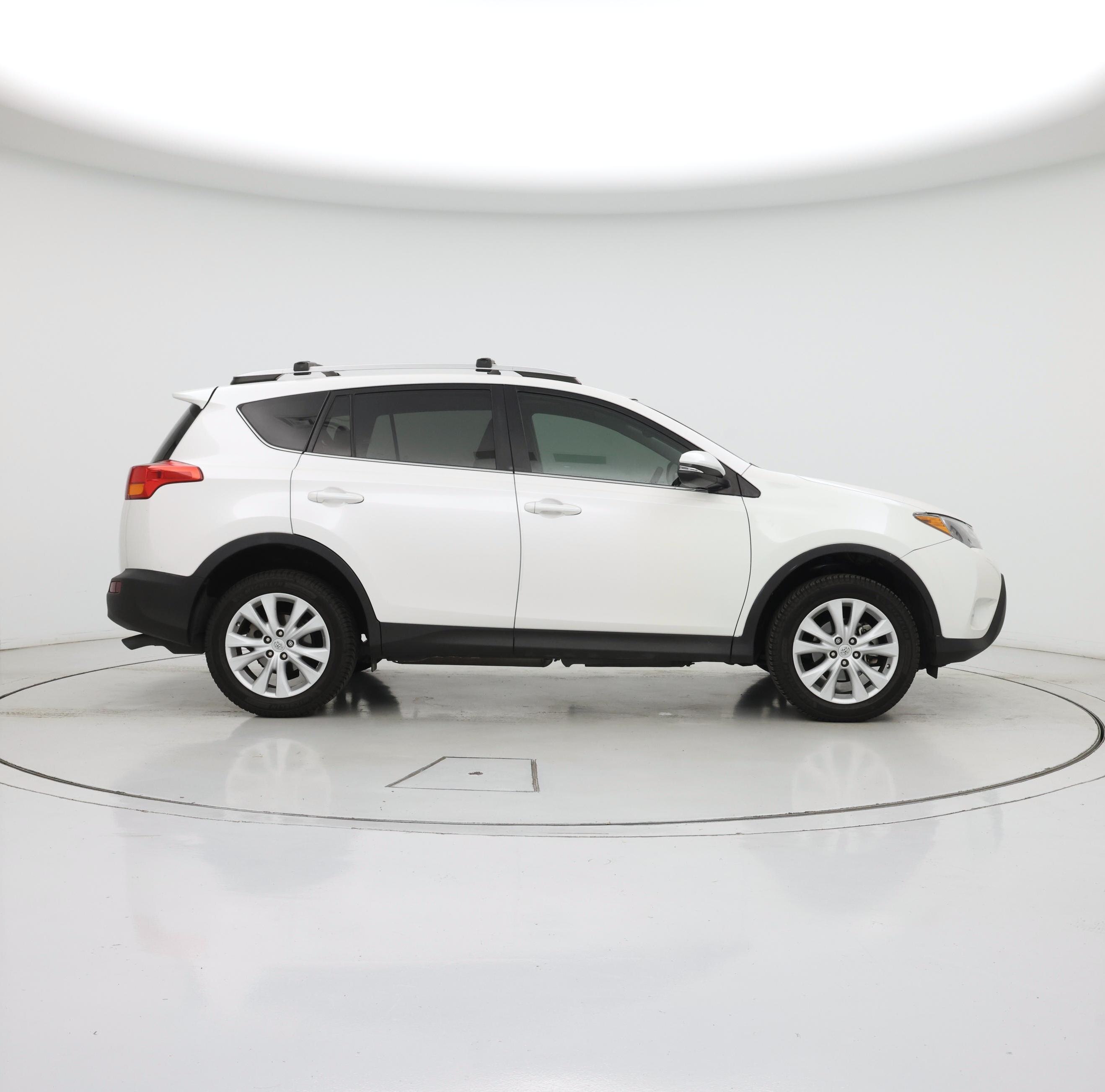 Thumbnail: 2014 Toyota RAV4 - 7
