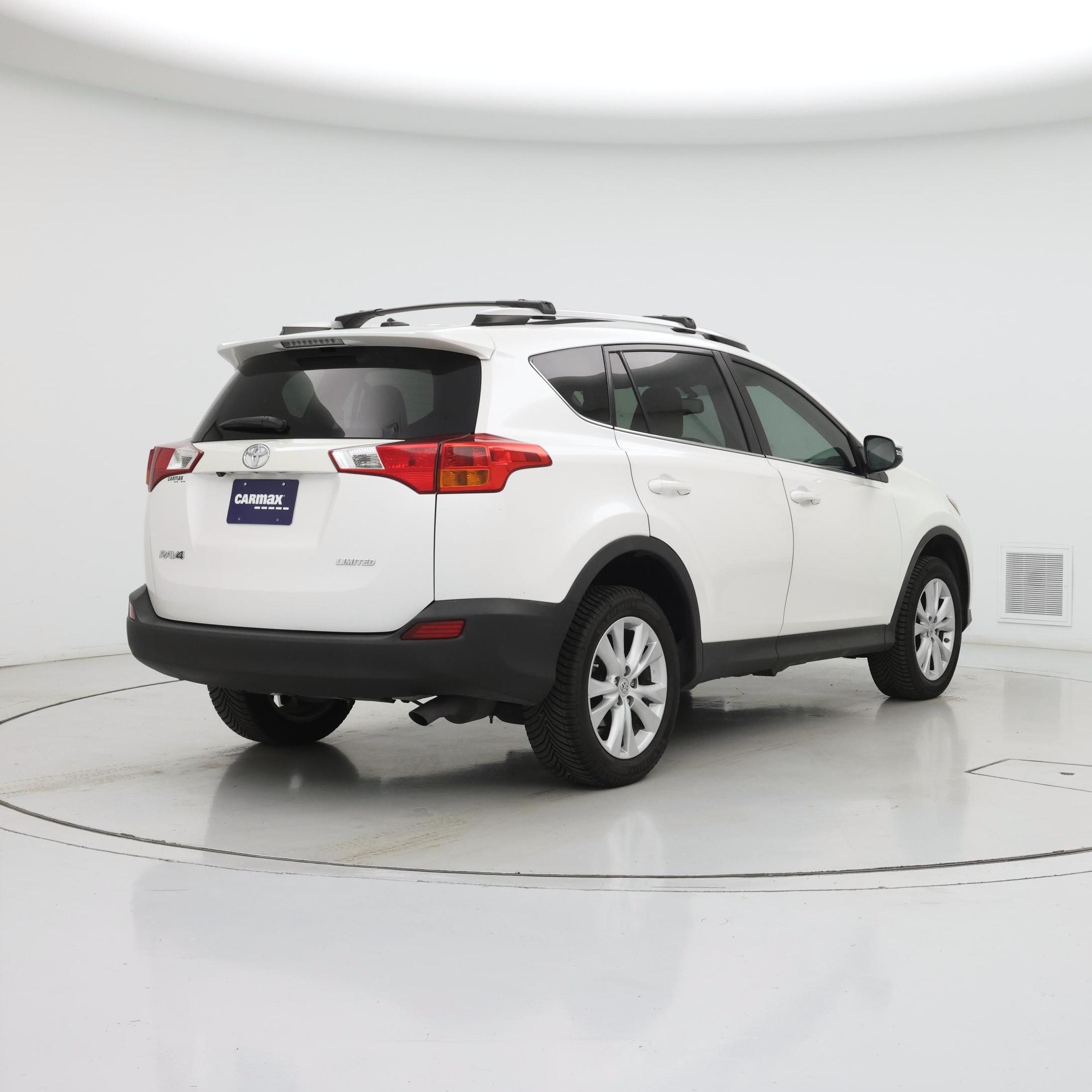Thumbnail: 2014 Toyota RAV4 - 8