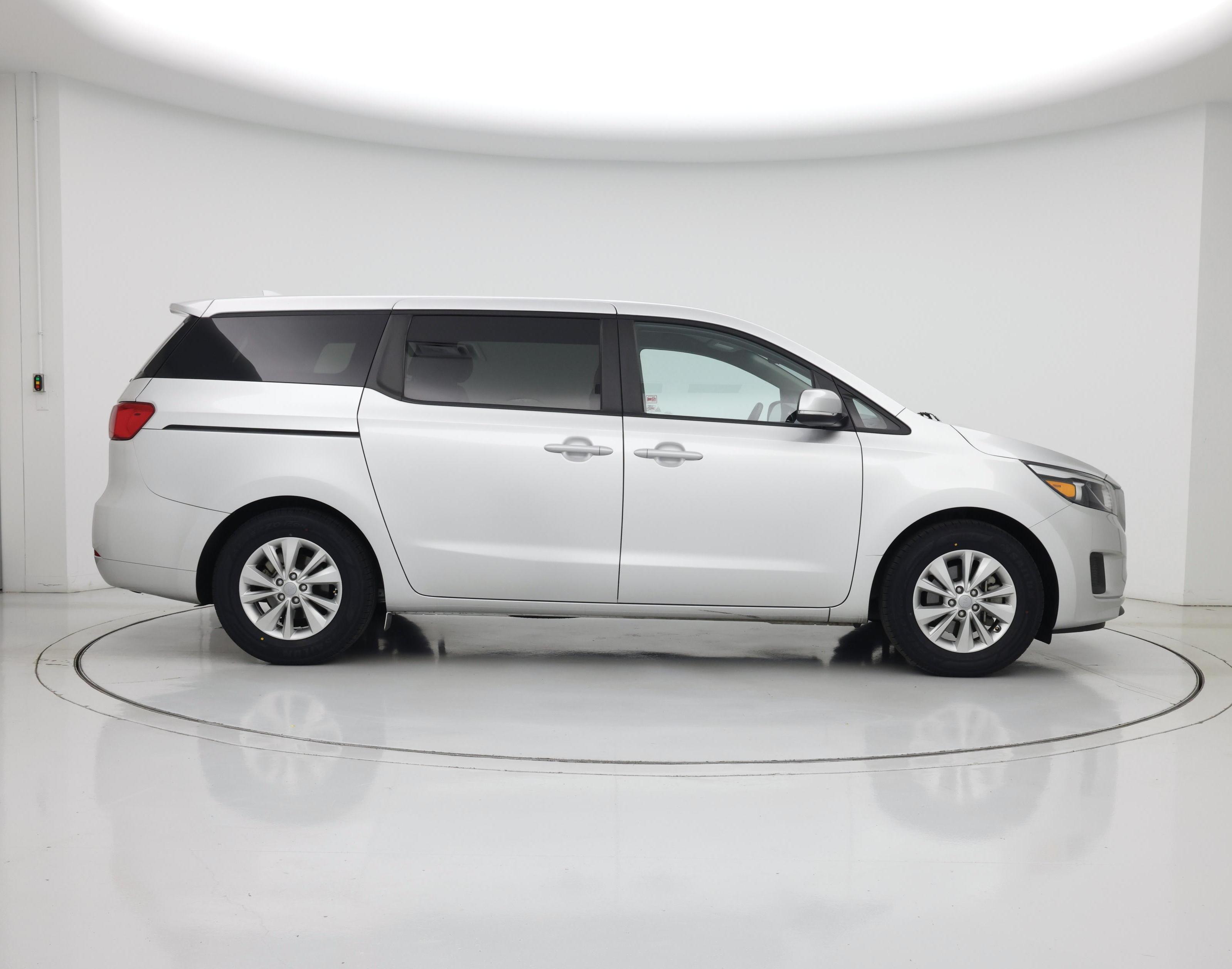Thumbnail: 2017 Kia Sedona - 7
