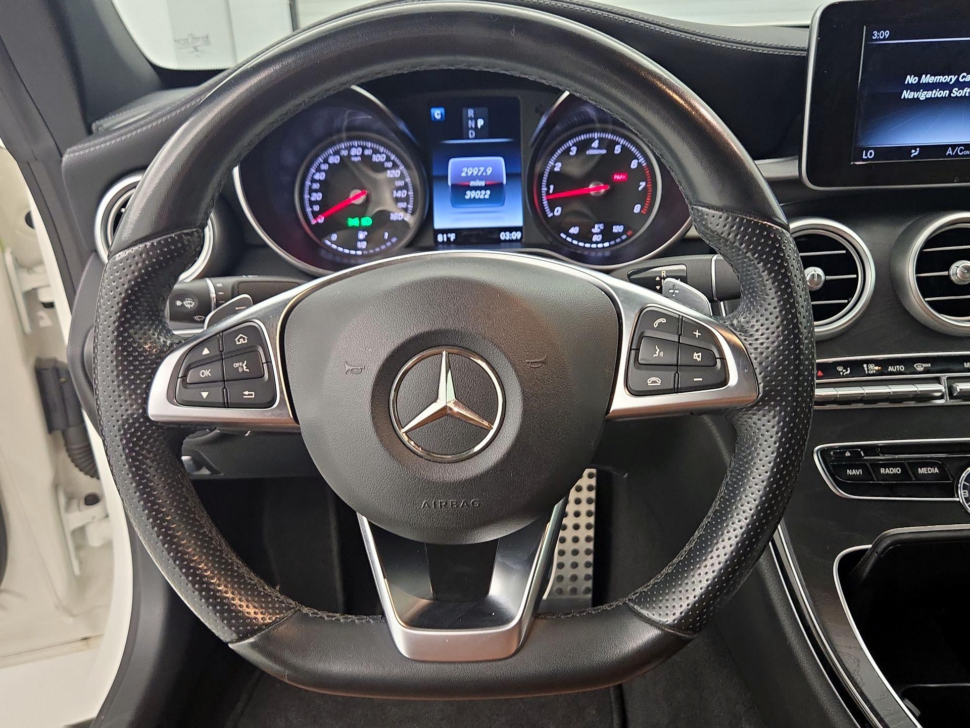 Thumbnail: 2017 Mercedes-Benz C-Class - 10