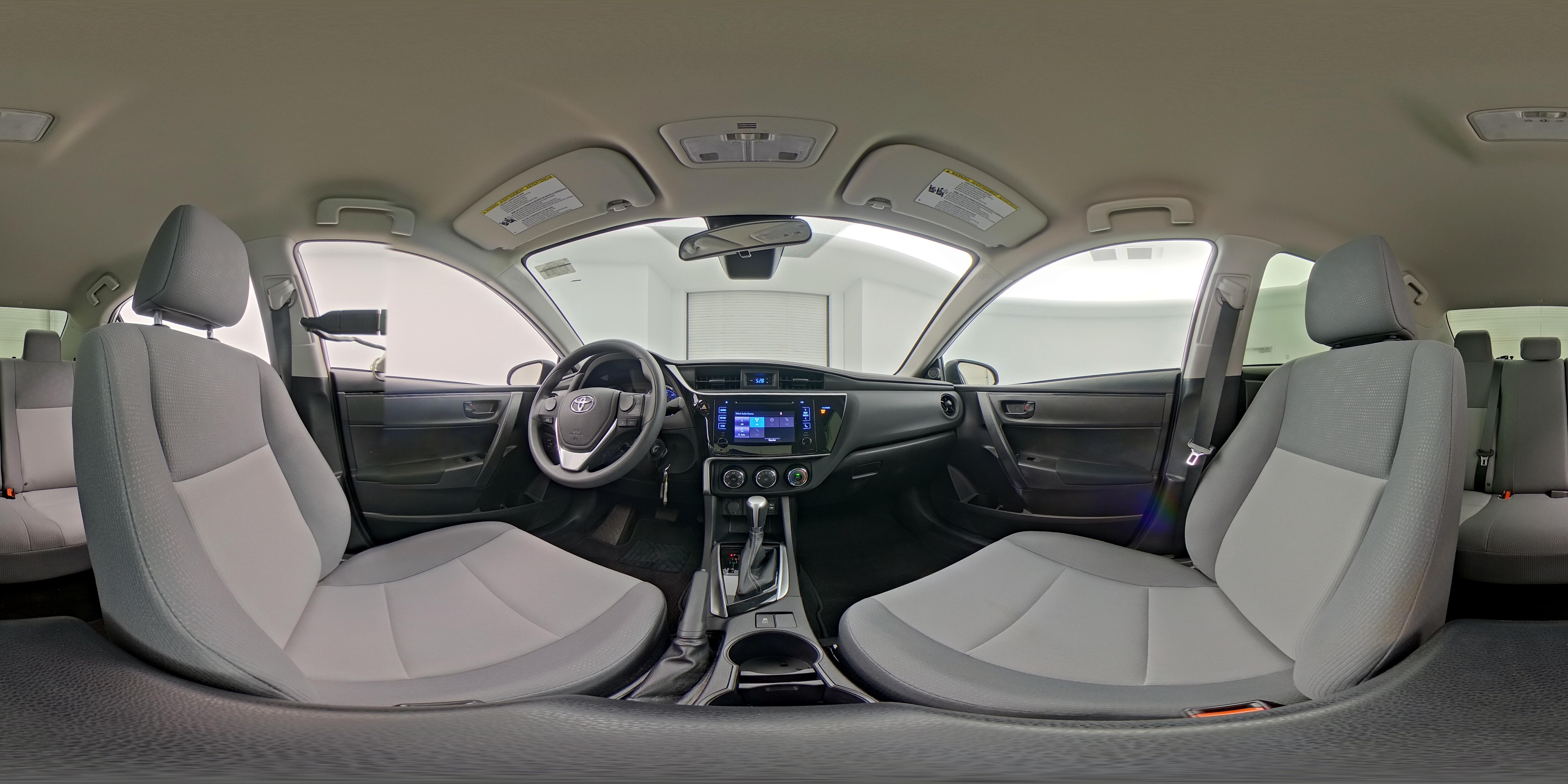 2018 Toyota Corolla L - Photo 24