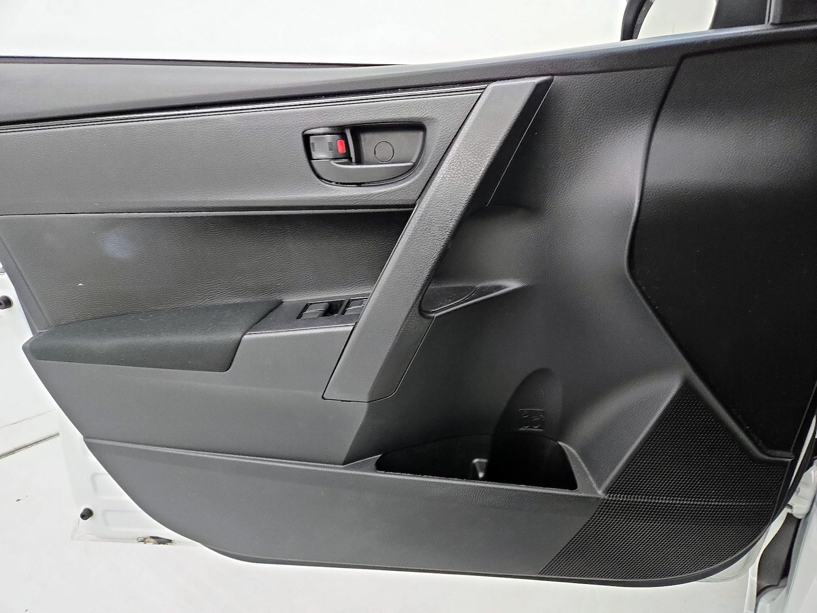 2018 Toyota Corolla L - Photo 13