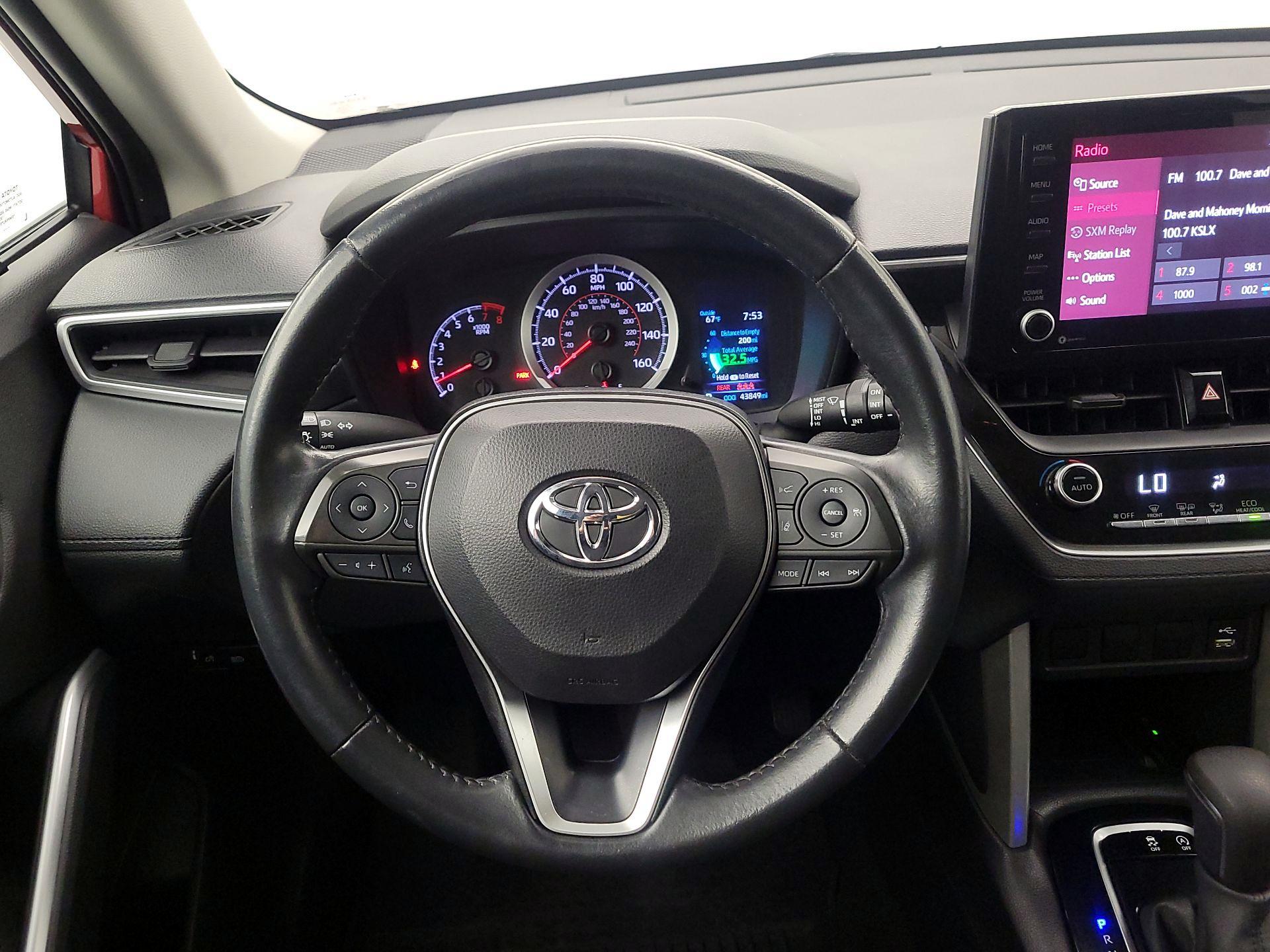 Thumbnail: 2022 Toyota Corolla Cross - 10