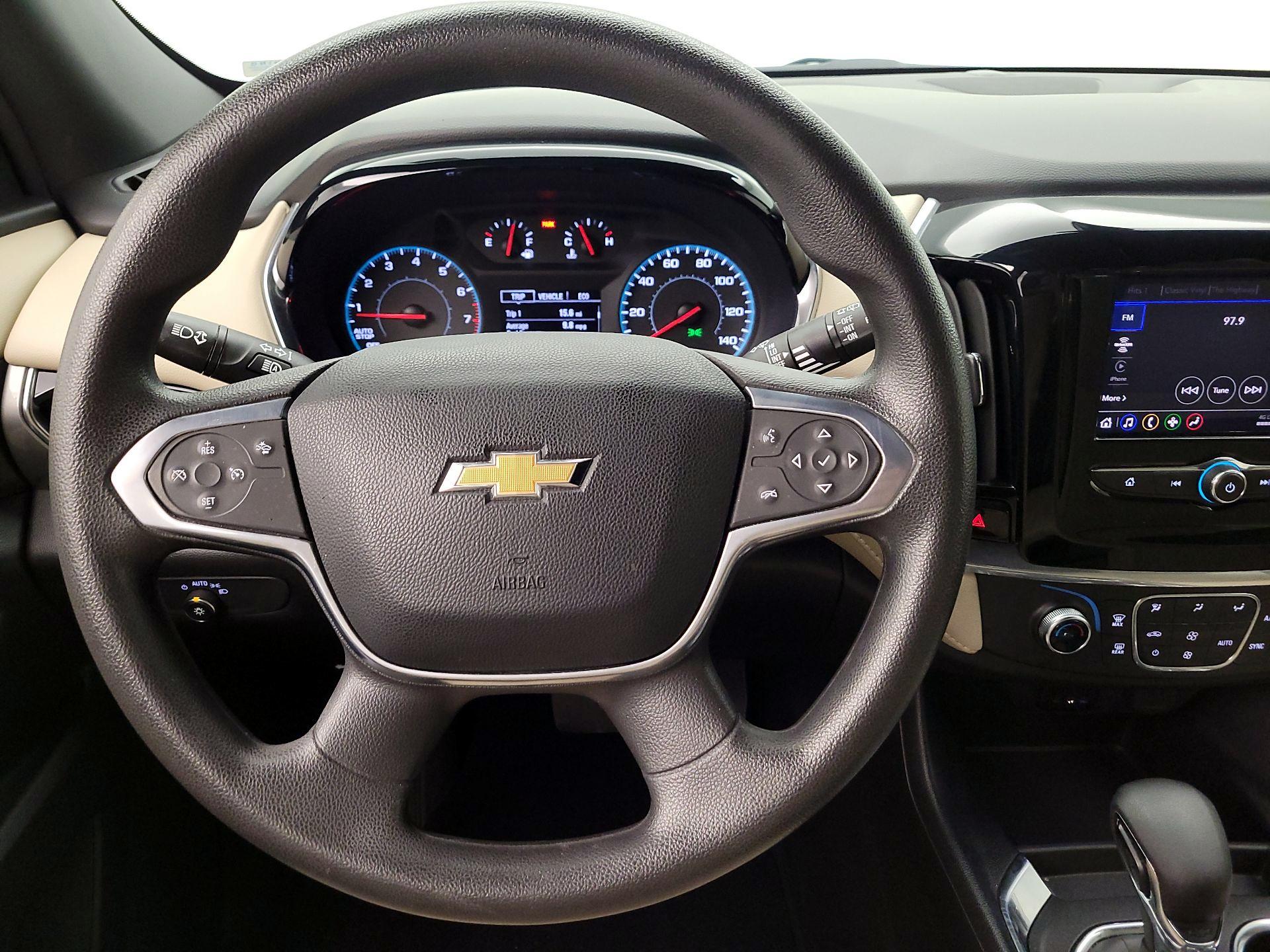Thumbnail: 2023 Chevrolet Traverse - 10