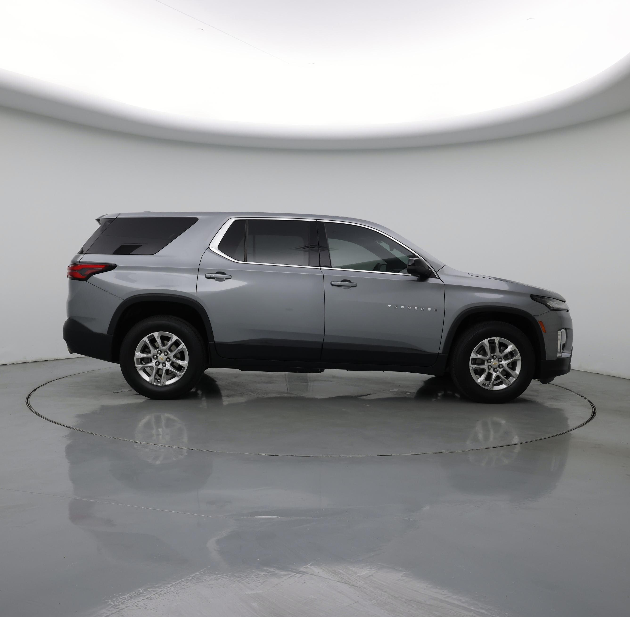 Thumbnail: 2023 Chevrolet Traverse - 7