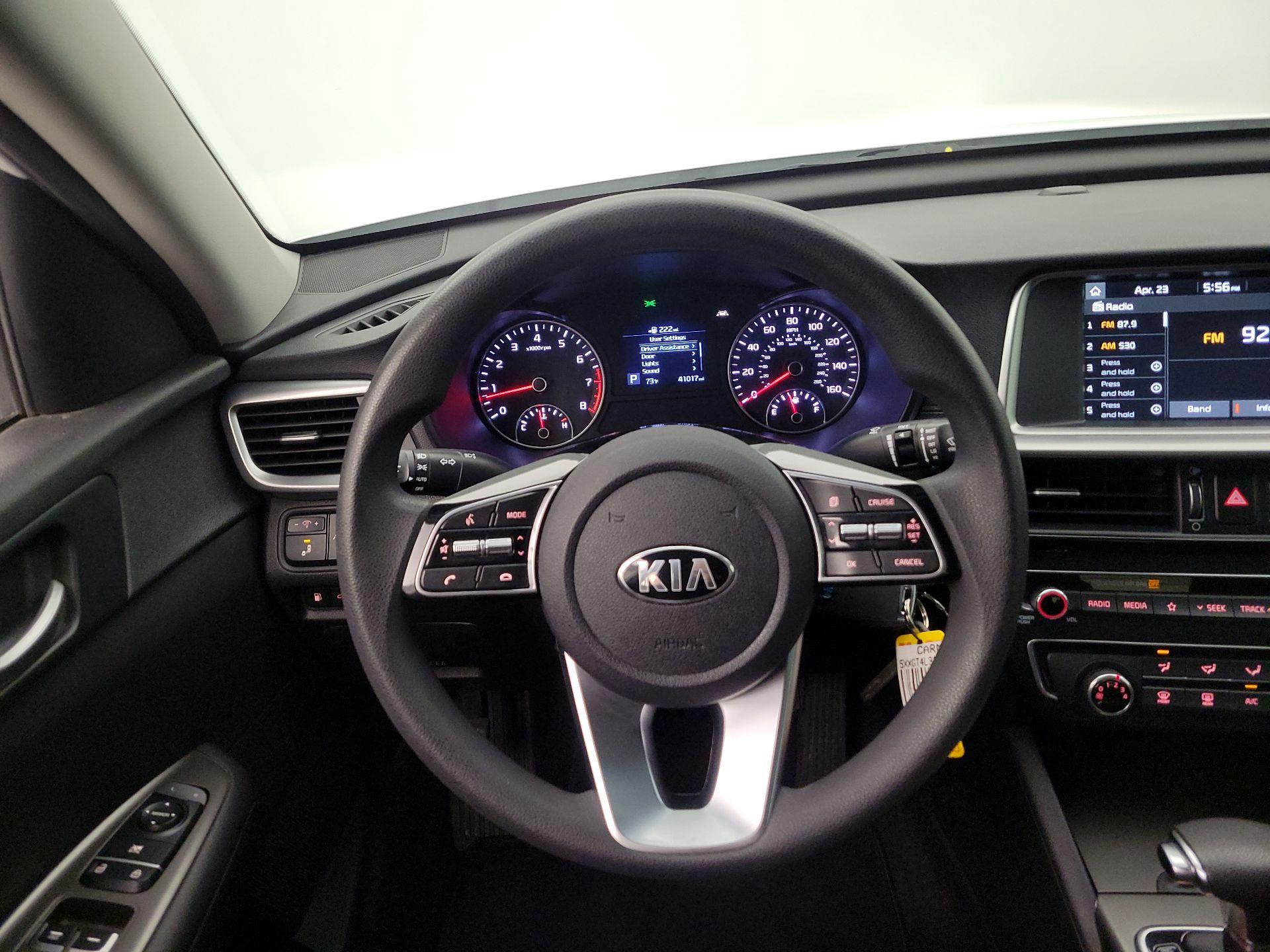 Thumbnail: 2020 Kia Optima - 10