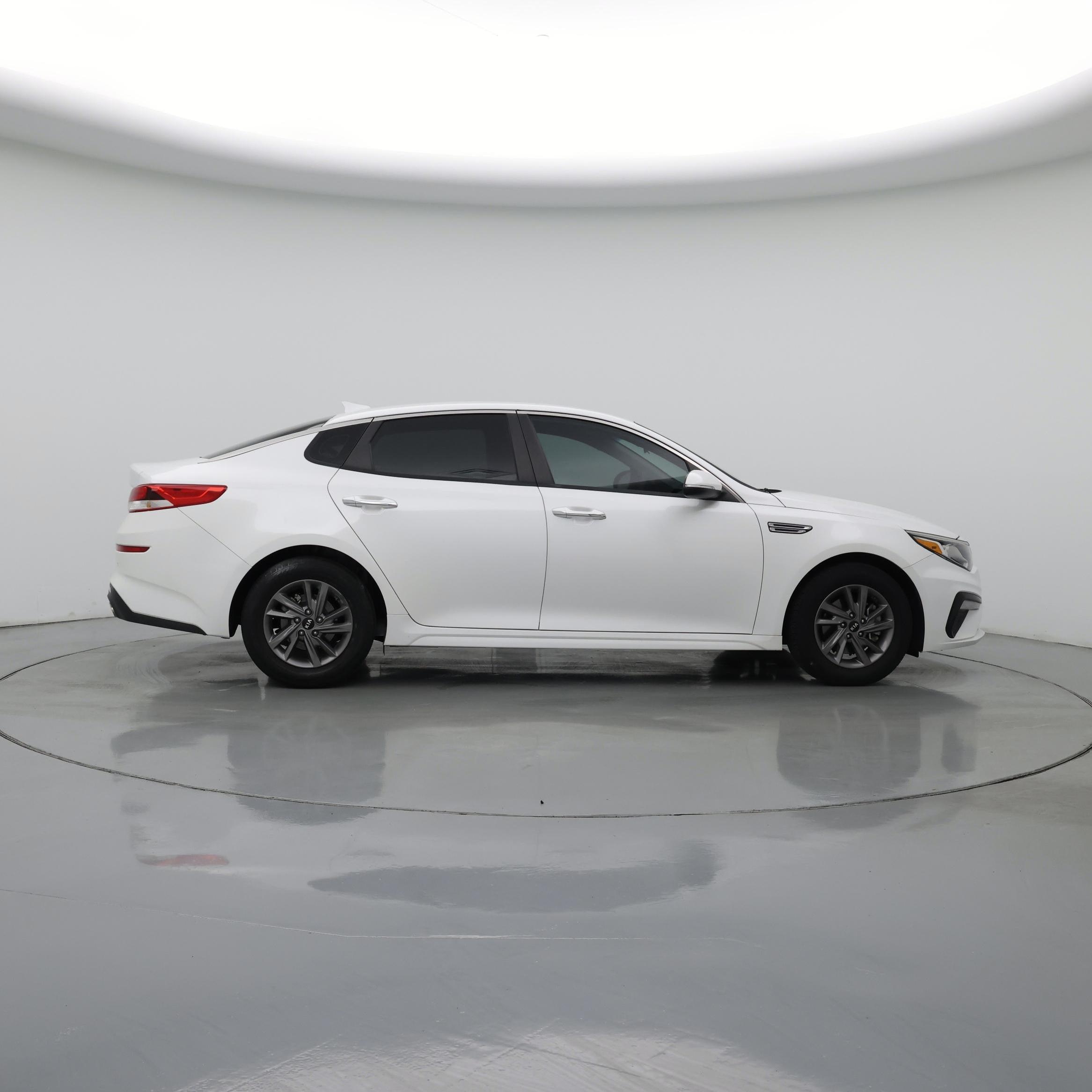 Thumbnail: 2020 Kia Optima - 7