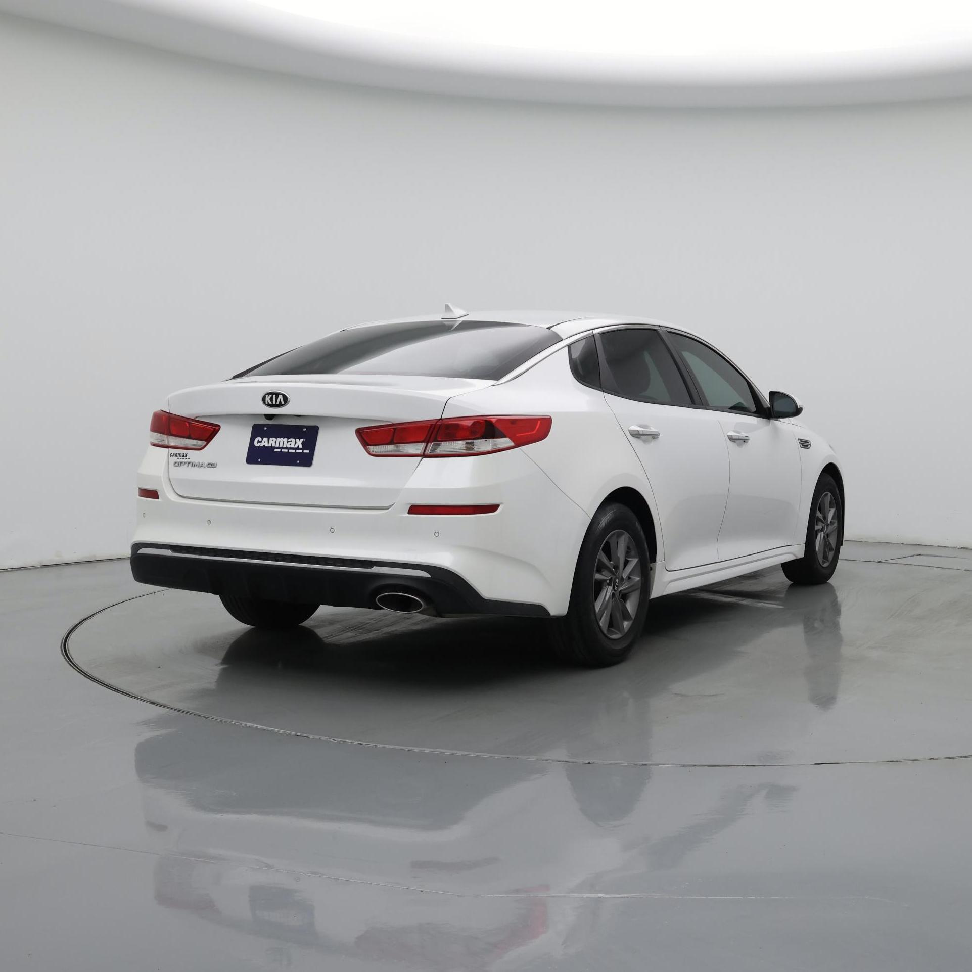 Thumbnail: 2020 Kia Optima - 8