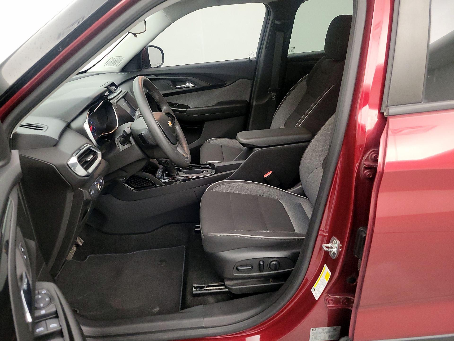 Thumbnail: 2022 Chevrolet TrailBlazer - 11