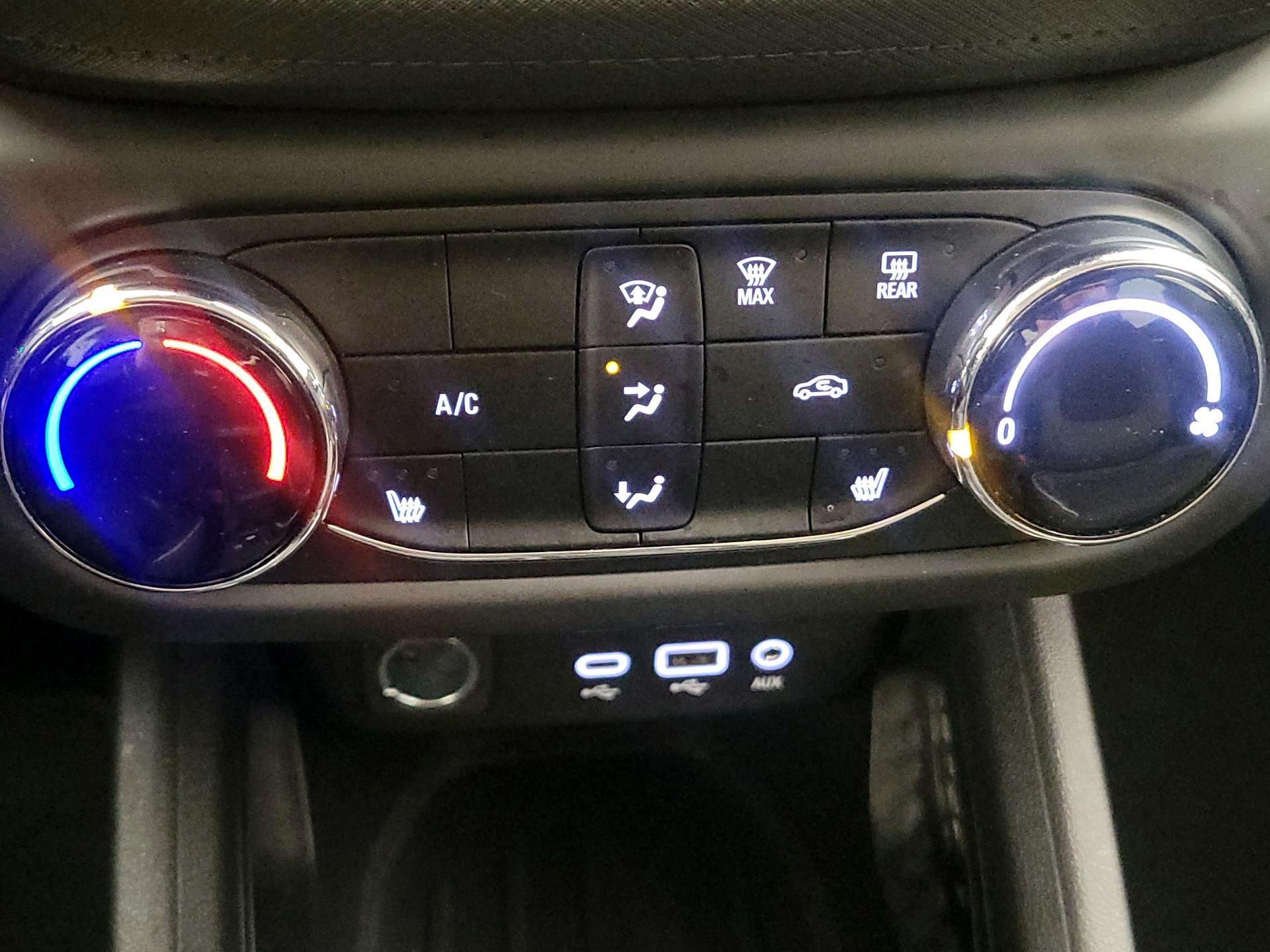 Thumbnail: 2022 Chevrolet TrailBlazer - 16