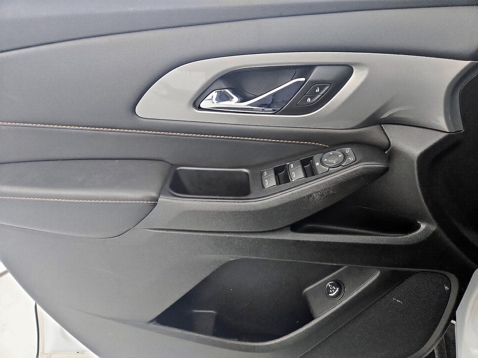 2019 Chevrolet Traverse 1LT - Photo 11