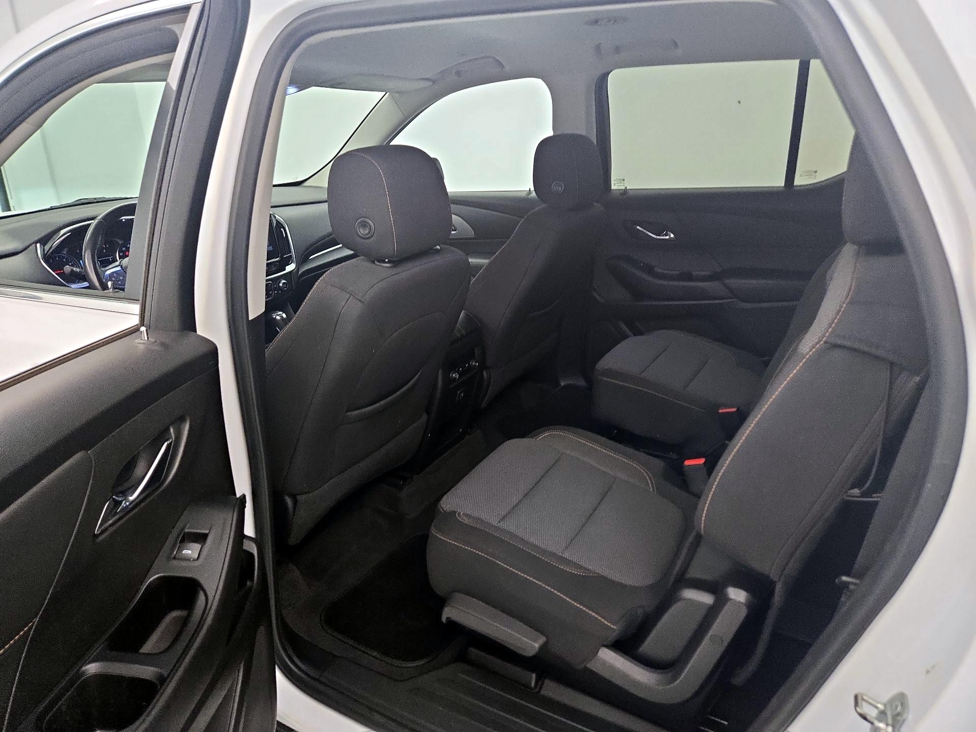 Thumbnail: 2019 Chevrolet Traverse - 17