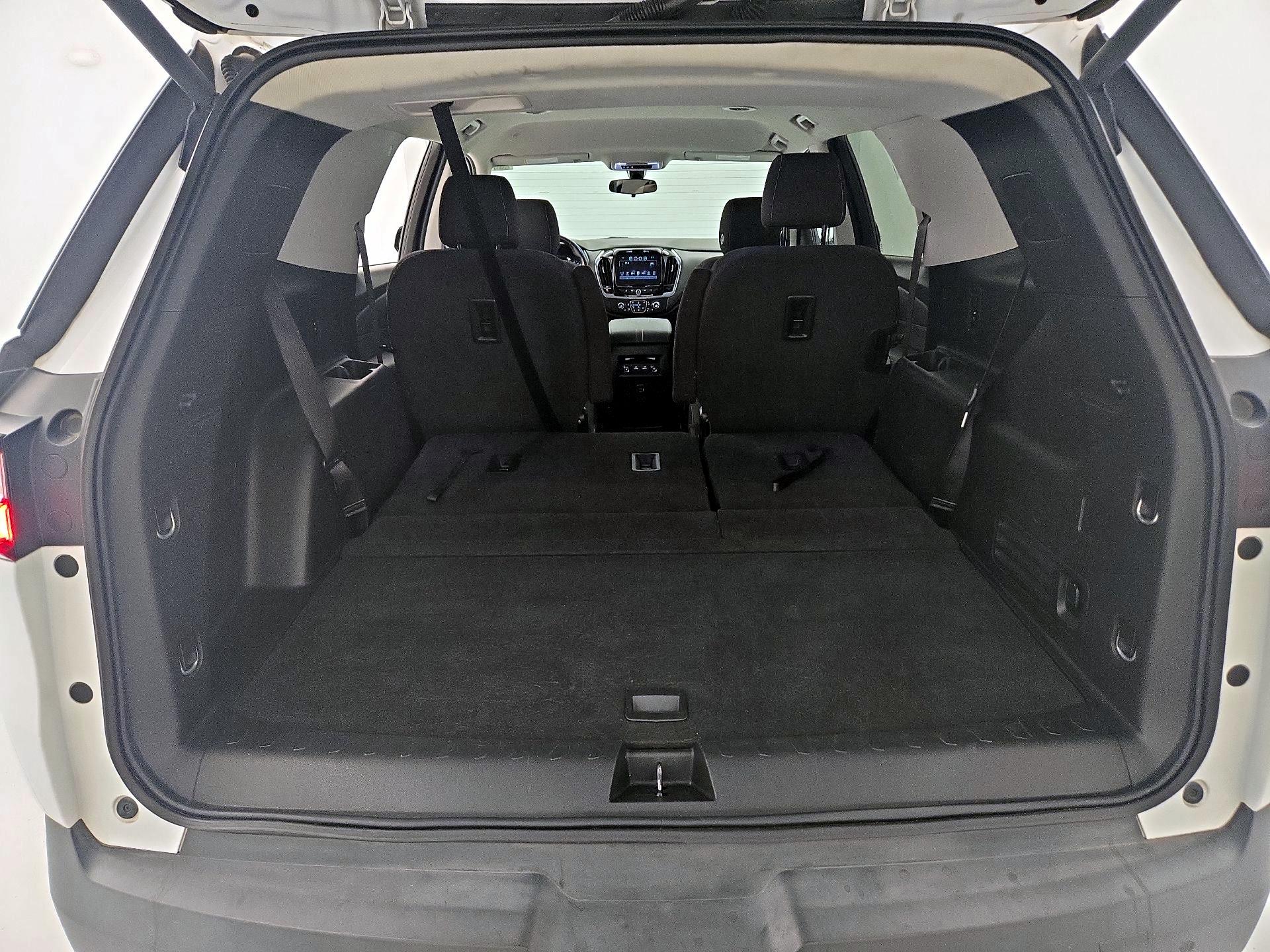 Thumbnail: 2019 Chevrolet Traverse - 20