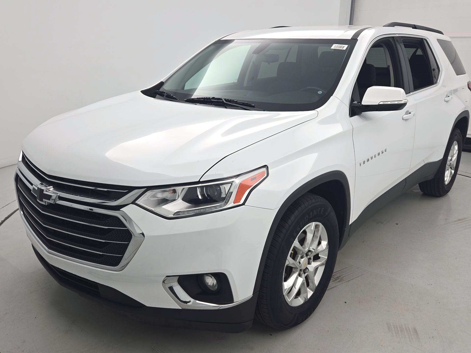 Thumbnail: 2019 Chevrolet Traverse - 3