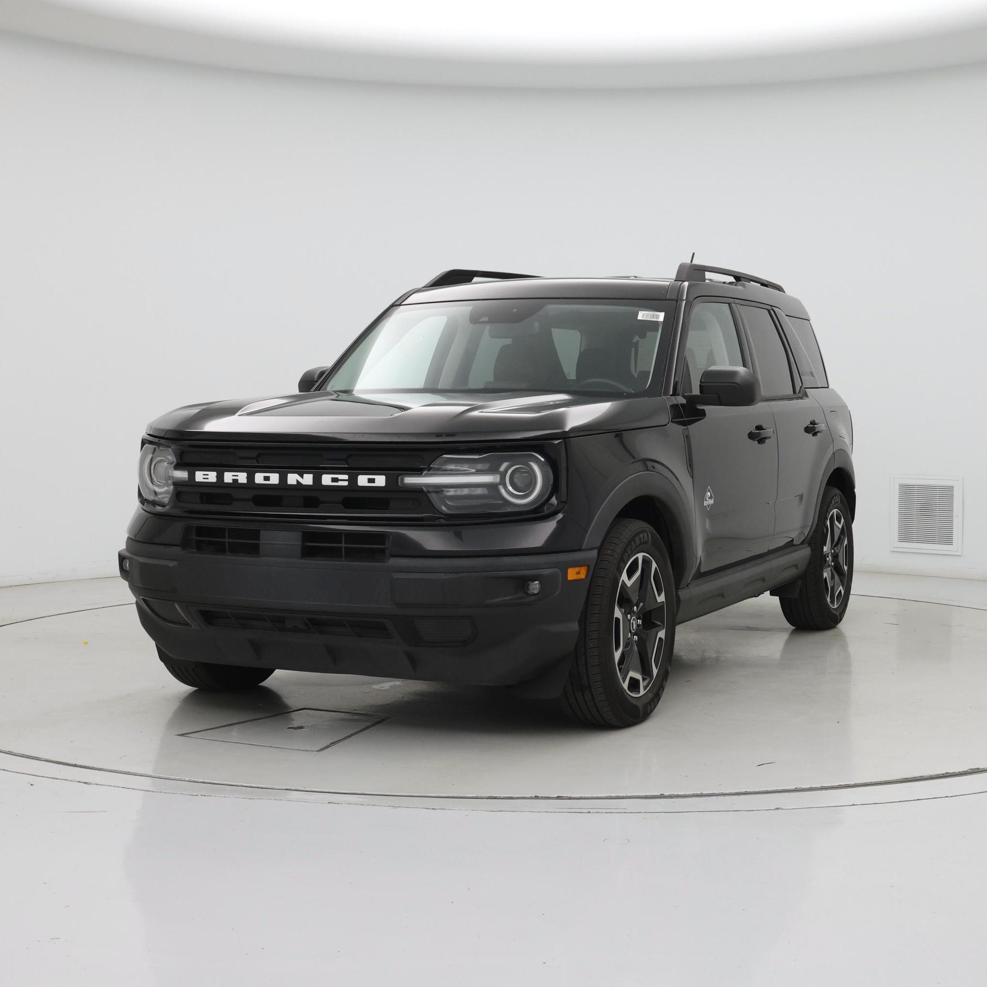 Thumbnail: 2021 Ford Bronco Sport - 4