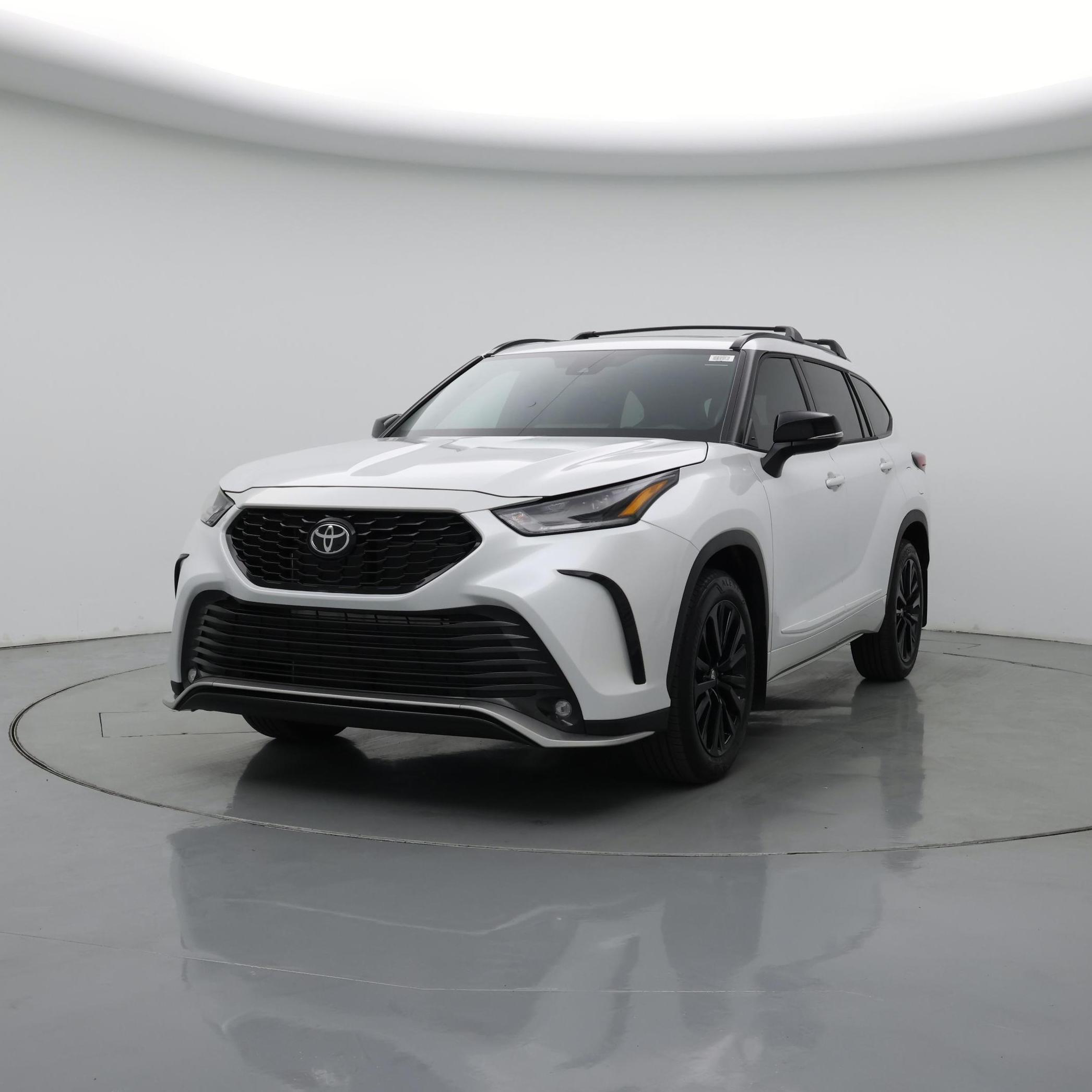 Thumbnail: 2026 Toyota Highlander - 4