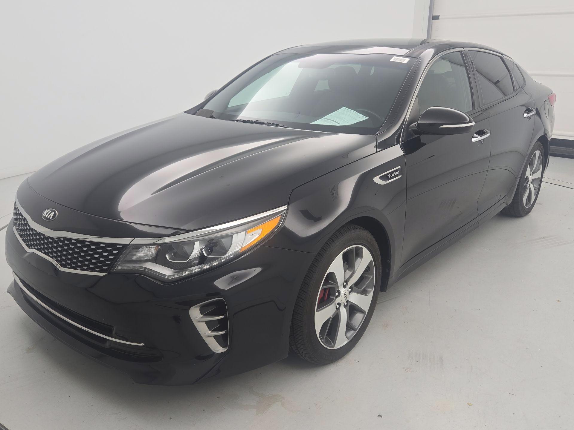 Thumbnail: 2017 Kia Optima - 3