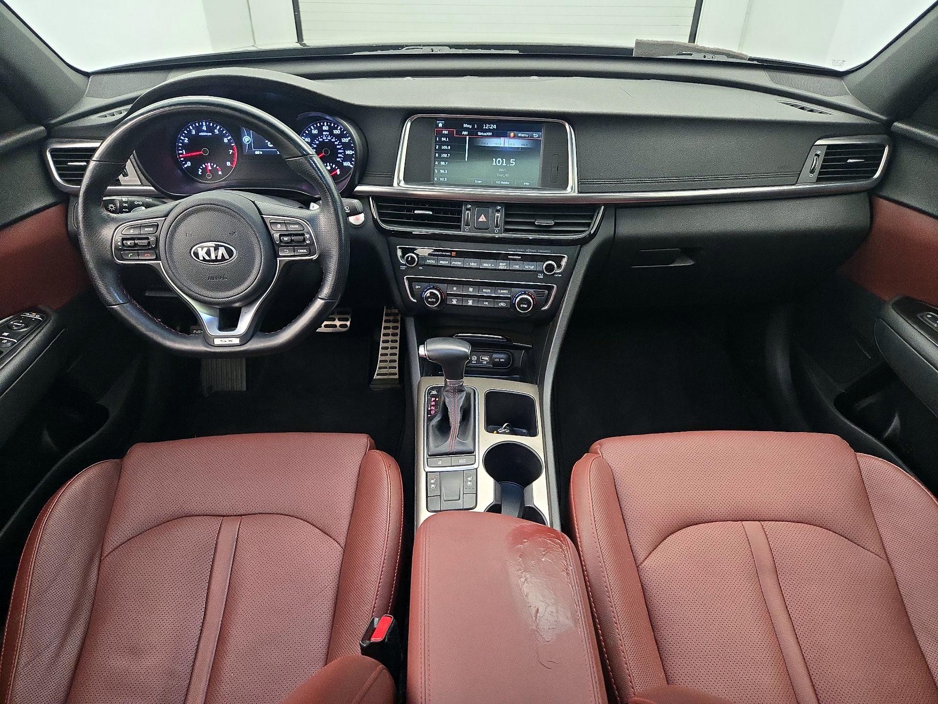 Thumbnail: 2017 Kia Optima - 8