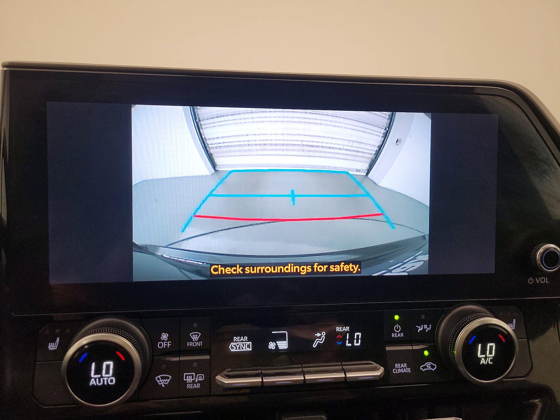 Thumbnail: 2024 Toyota Highlander - 14