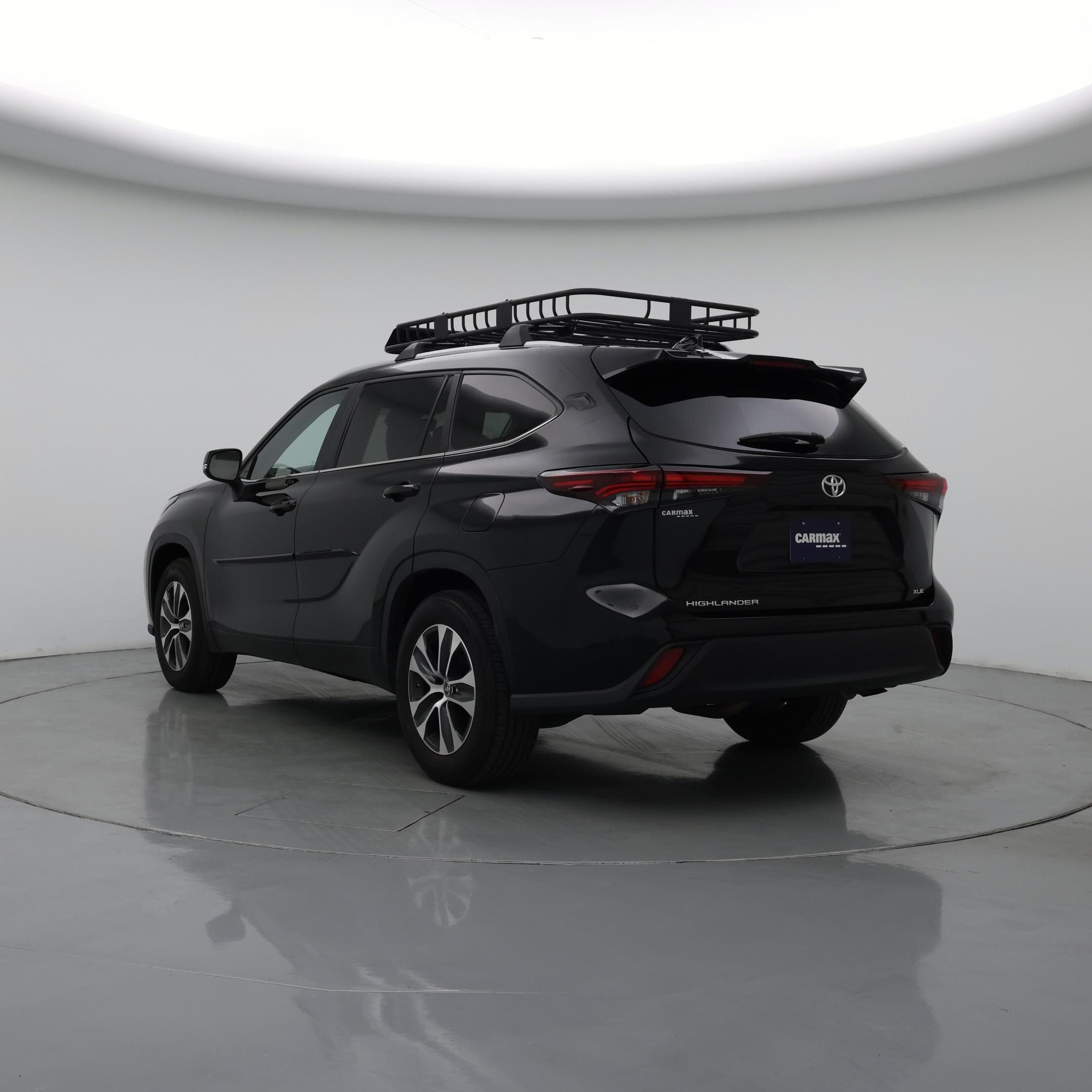 Thumbnail: 2024 Toyota Highlander - 2