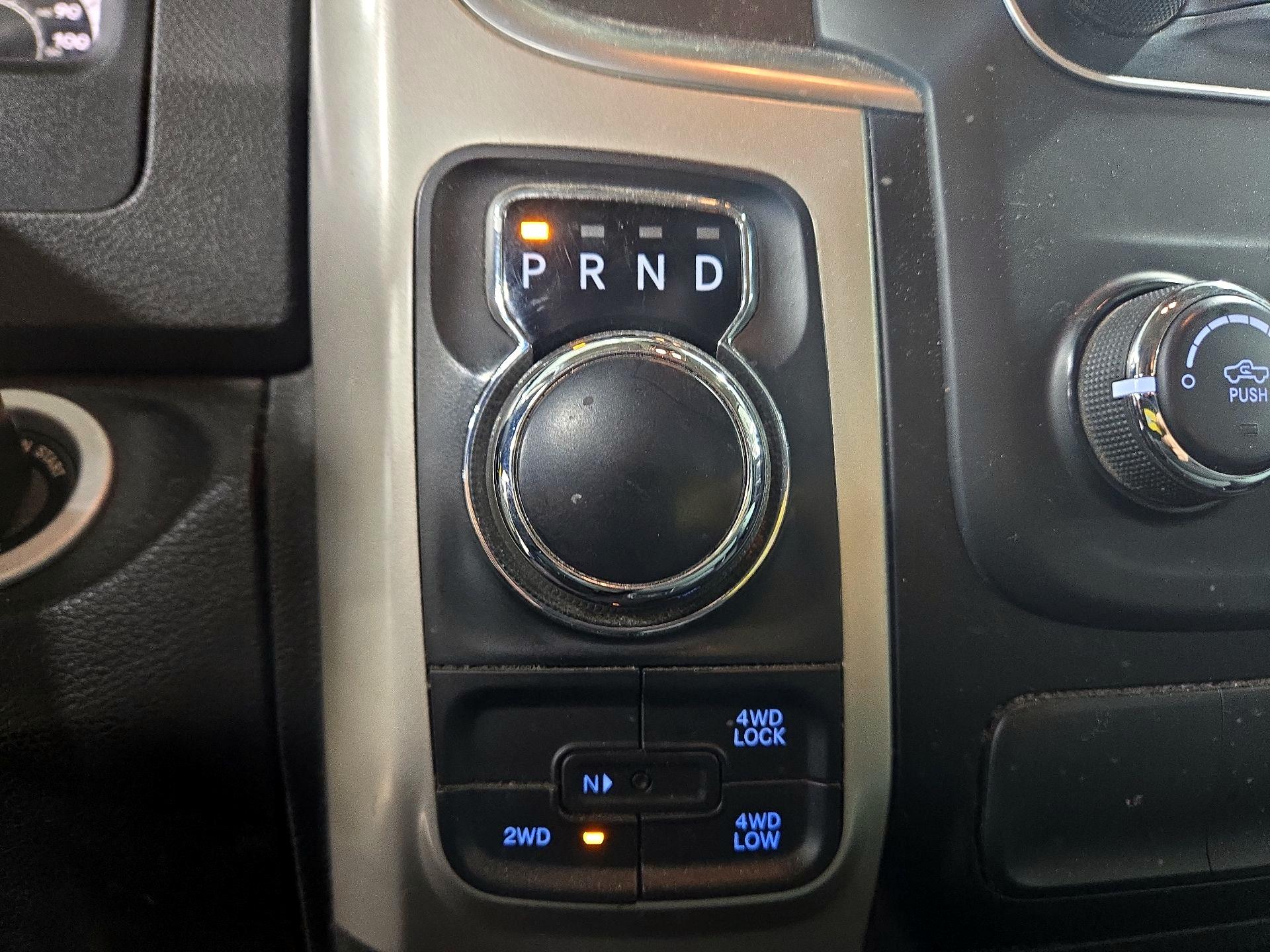 Thumbnail: 2020 RAM 1500 Classic - 17