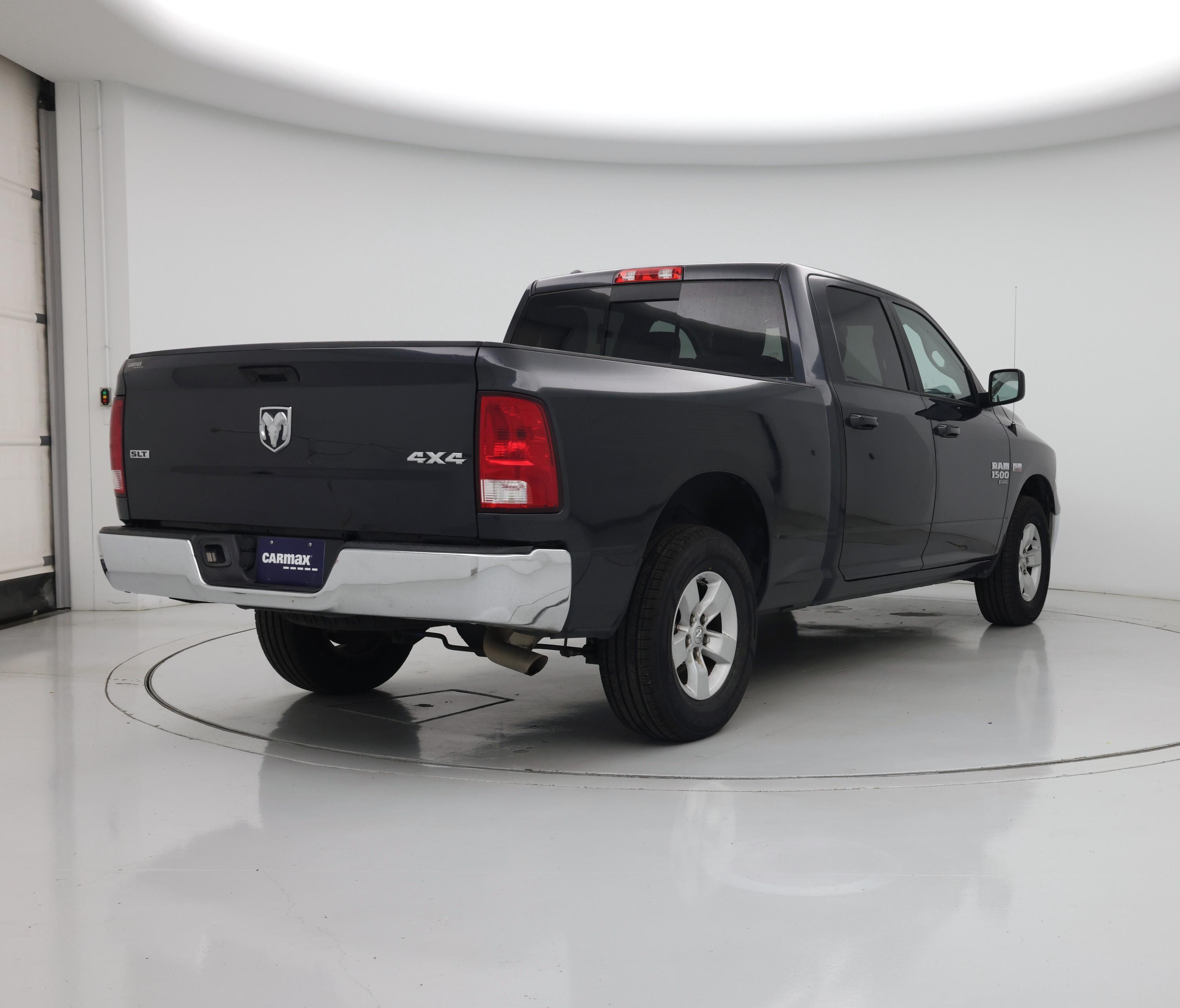 Thumbnail: 2020 RAM 1500 Classic - 8