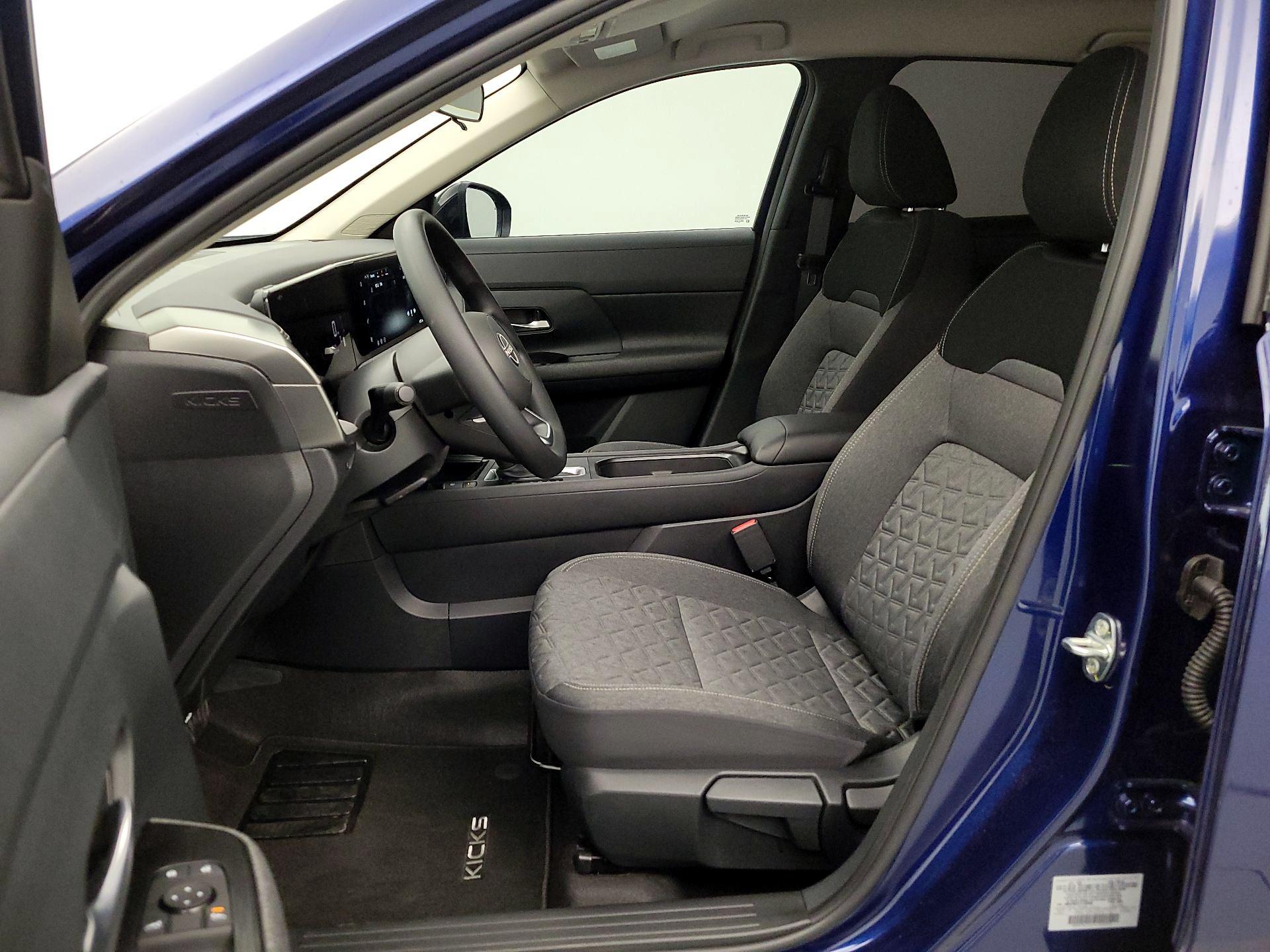 Thumbnail: 2026 Nissan Kicks - 11