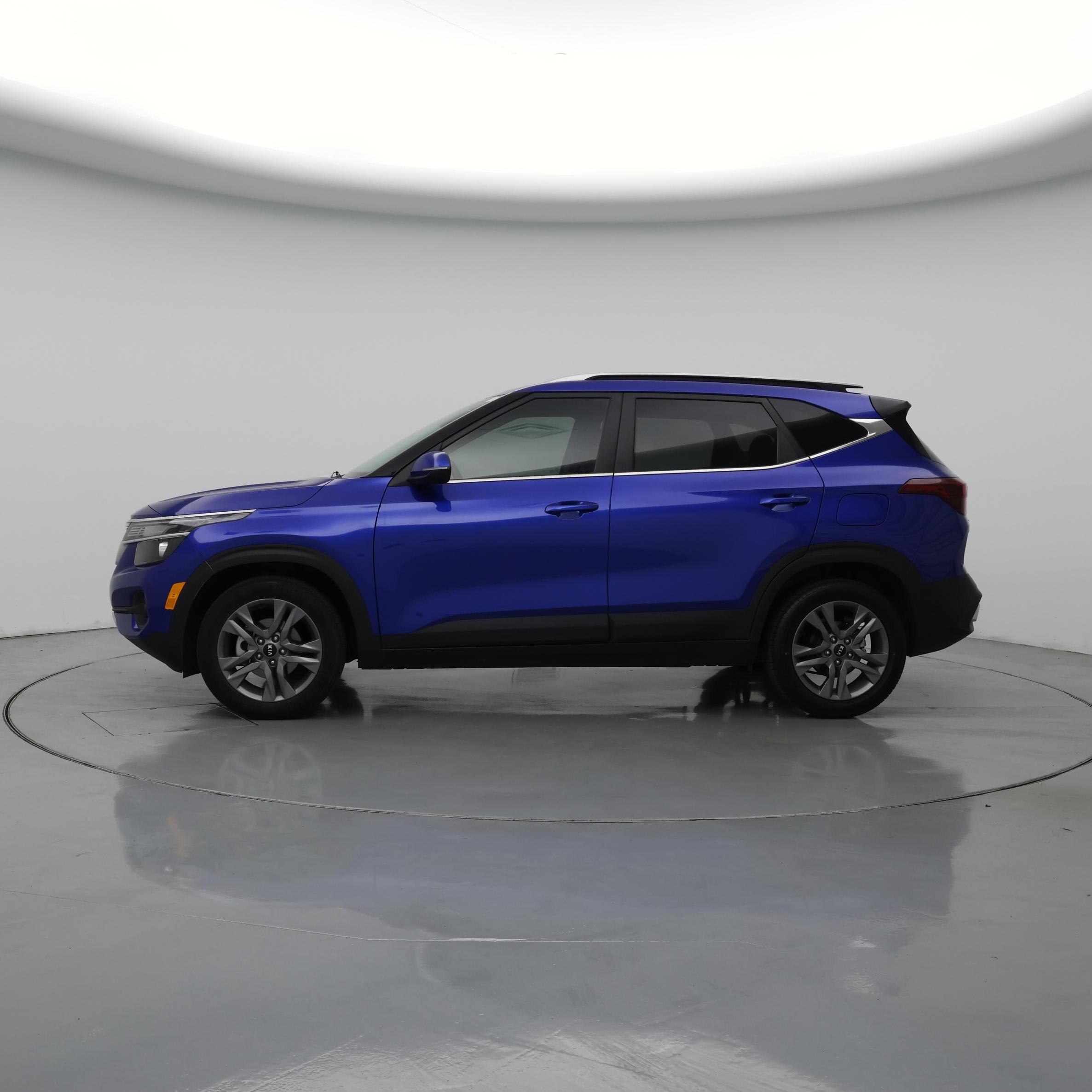 Thumbnail: 2021 Kia Seltos - 3