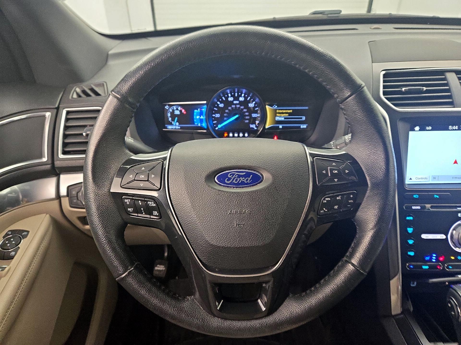 Thumbnail: 2018 Ford Explorer - 10