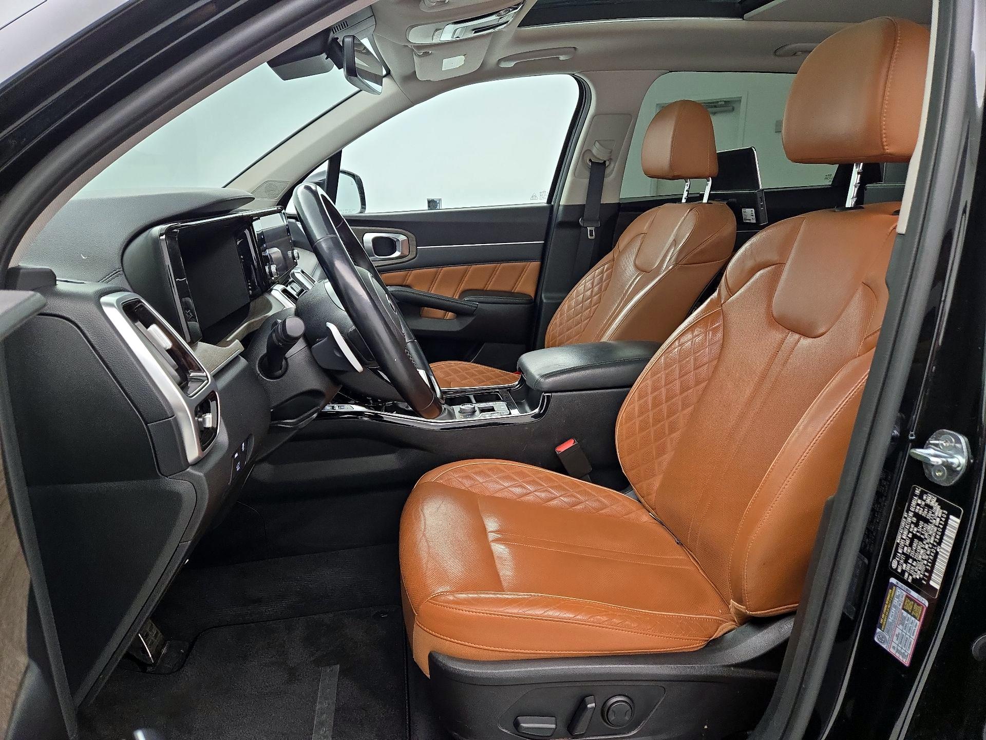 Thumbnail: 2021 Kia Sorento - 11