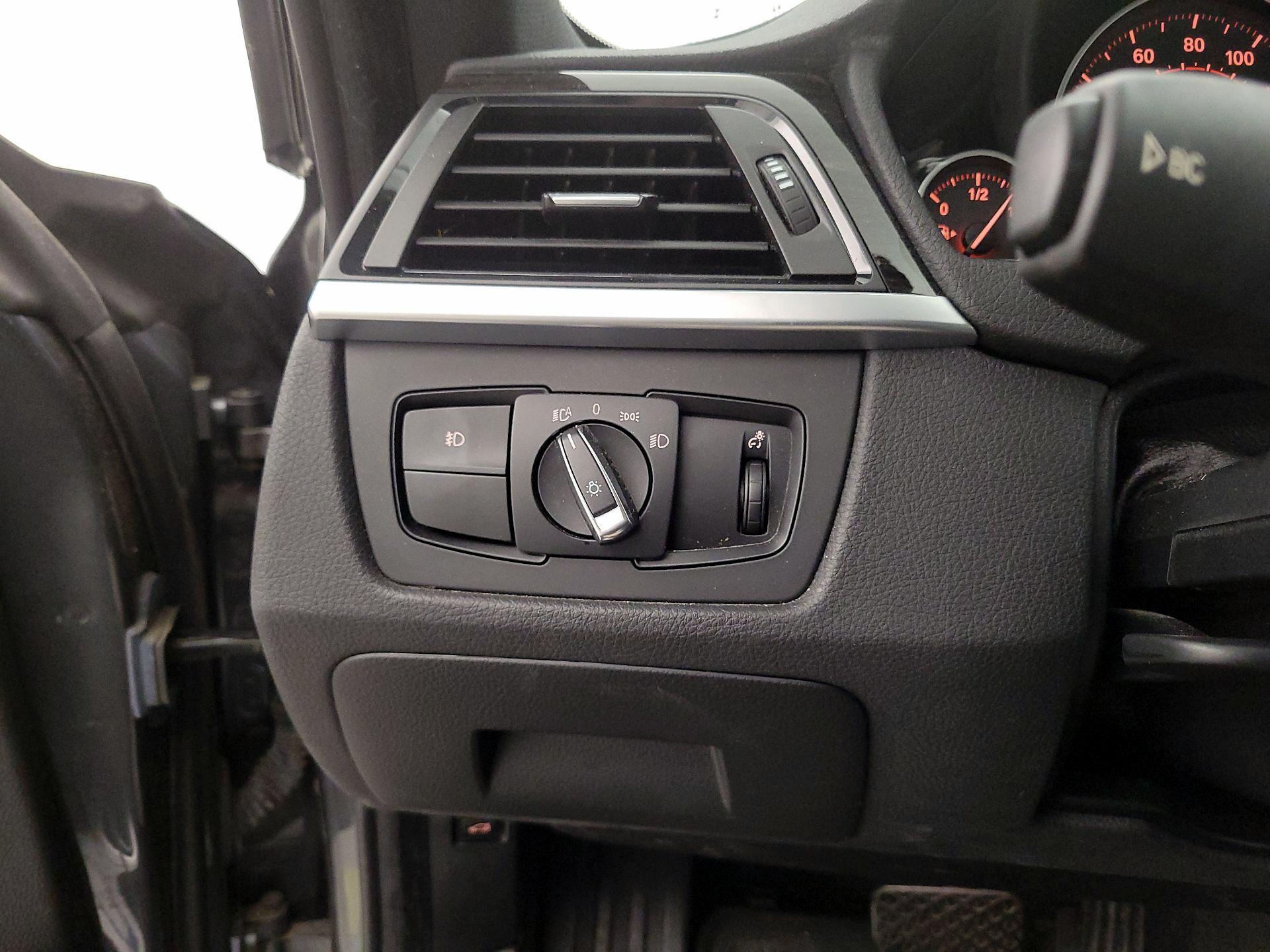 Thumbnail: 2016 BMW 4 Series - 13