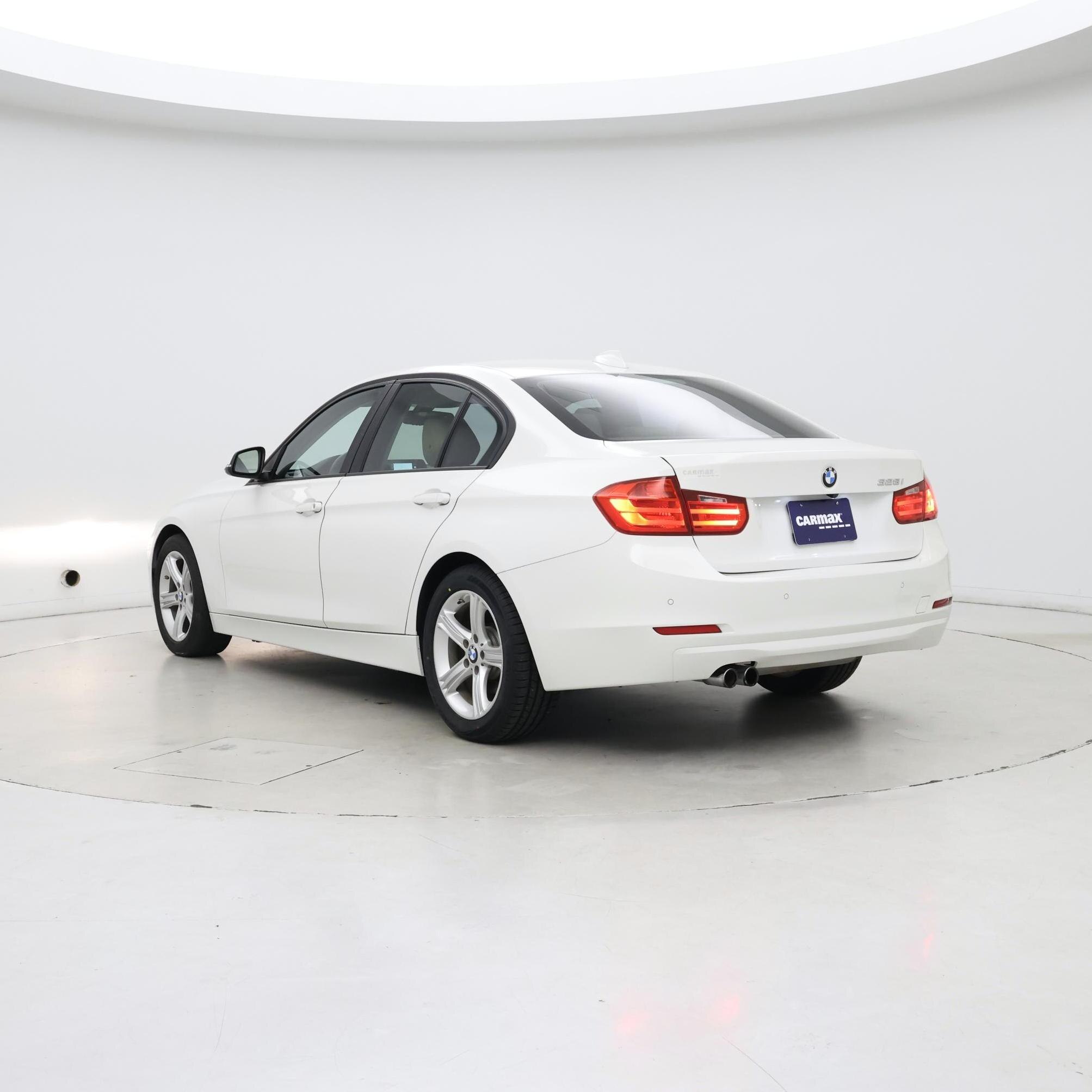 Thumbnail: 2015 BMW 3 Series - 2