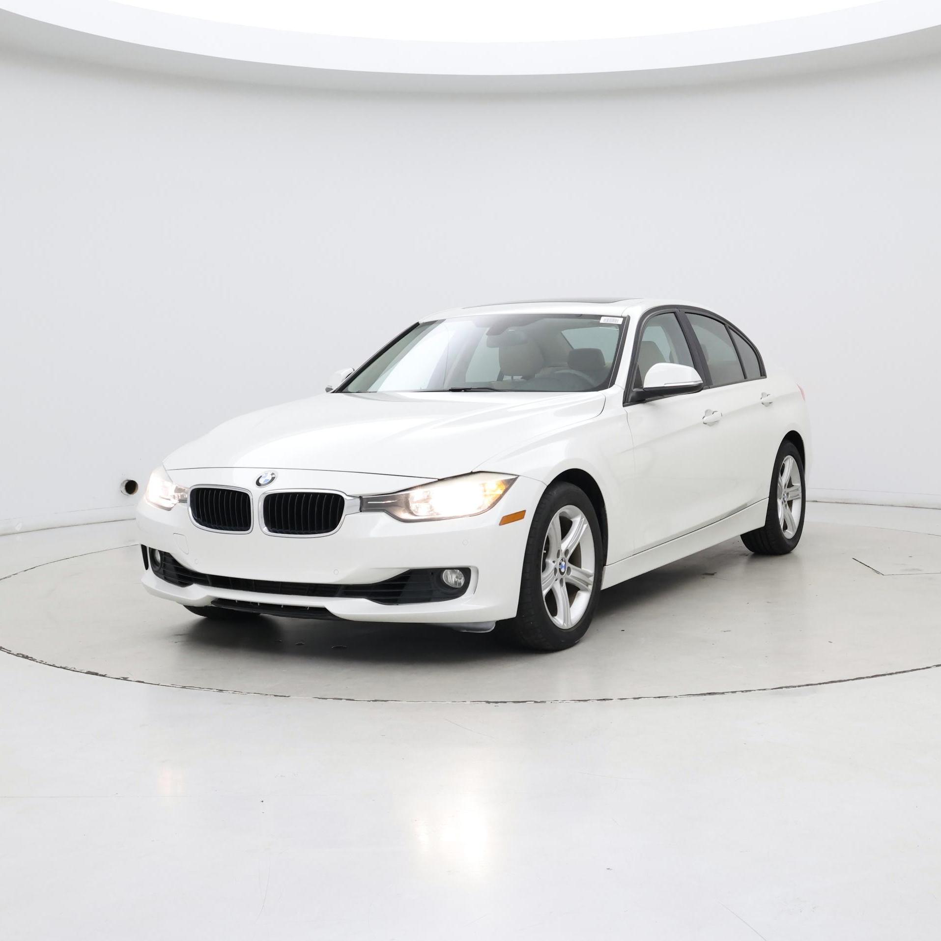 Thumbnail: 2015 BMW 3 Series - 4