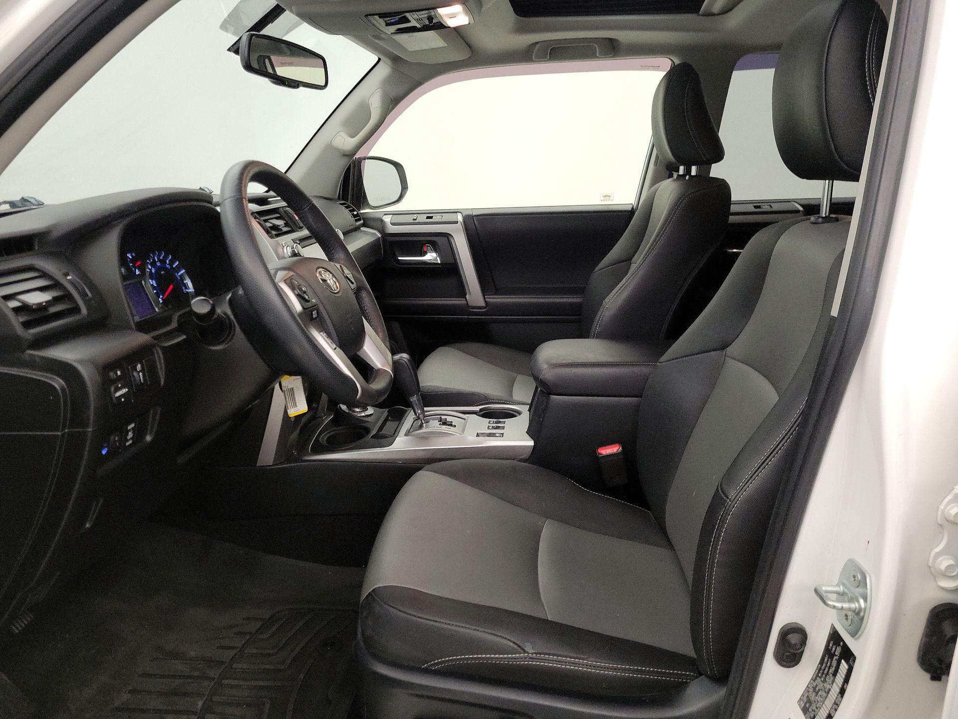 Thumbnail: 2019 Toyota 4Runner - 11