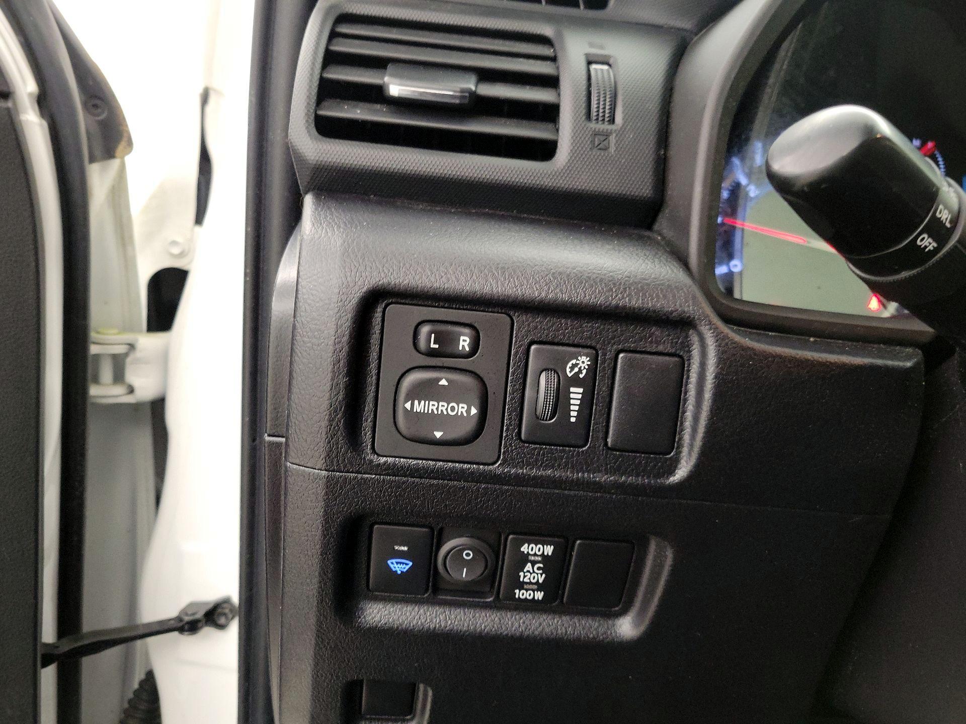 Thumbnail: 2019 Toyota 4Runner - 13