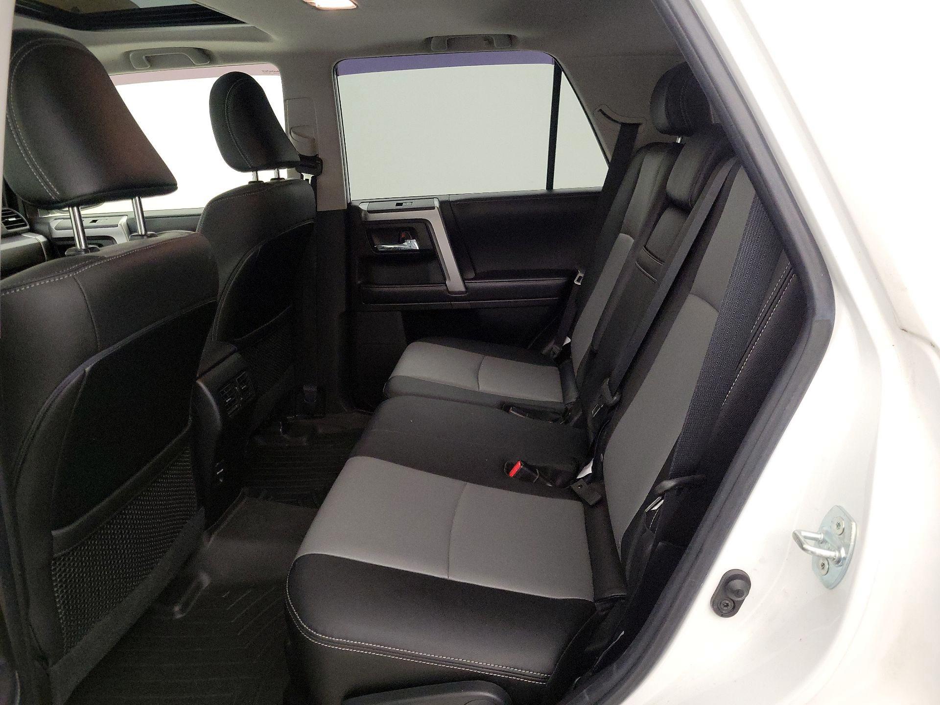 Thumbnail: 2019 Toyota 4Runner - 19